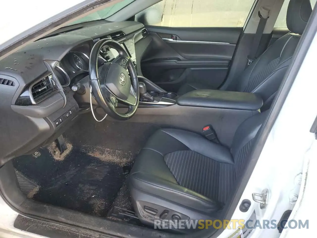 7 fotografías del automóvil dañado 4T1B11HK8KU184452 TOYOTA CAMRY 2019