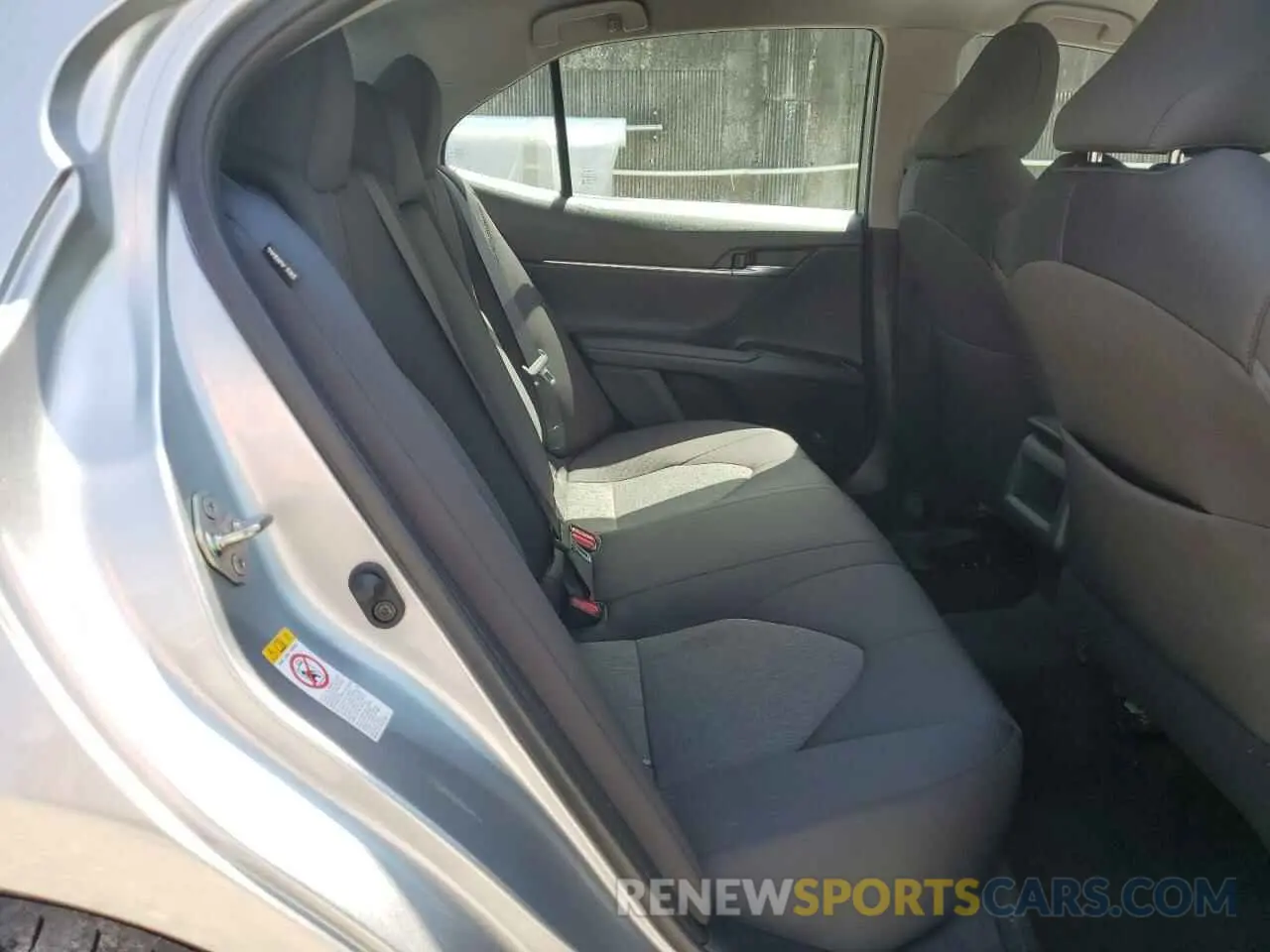 10 fotografías del automóvil dañado 4T1B11HK8KU186959 TOYOTA CAMRY 2019