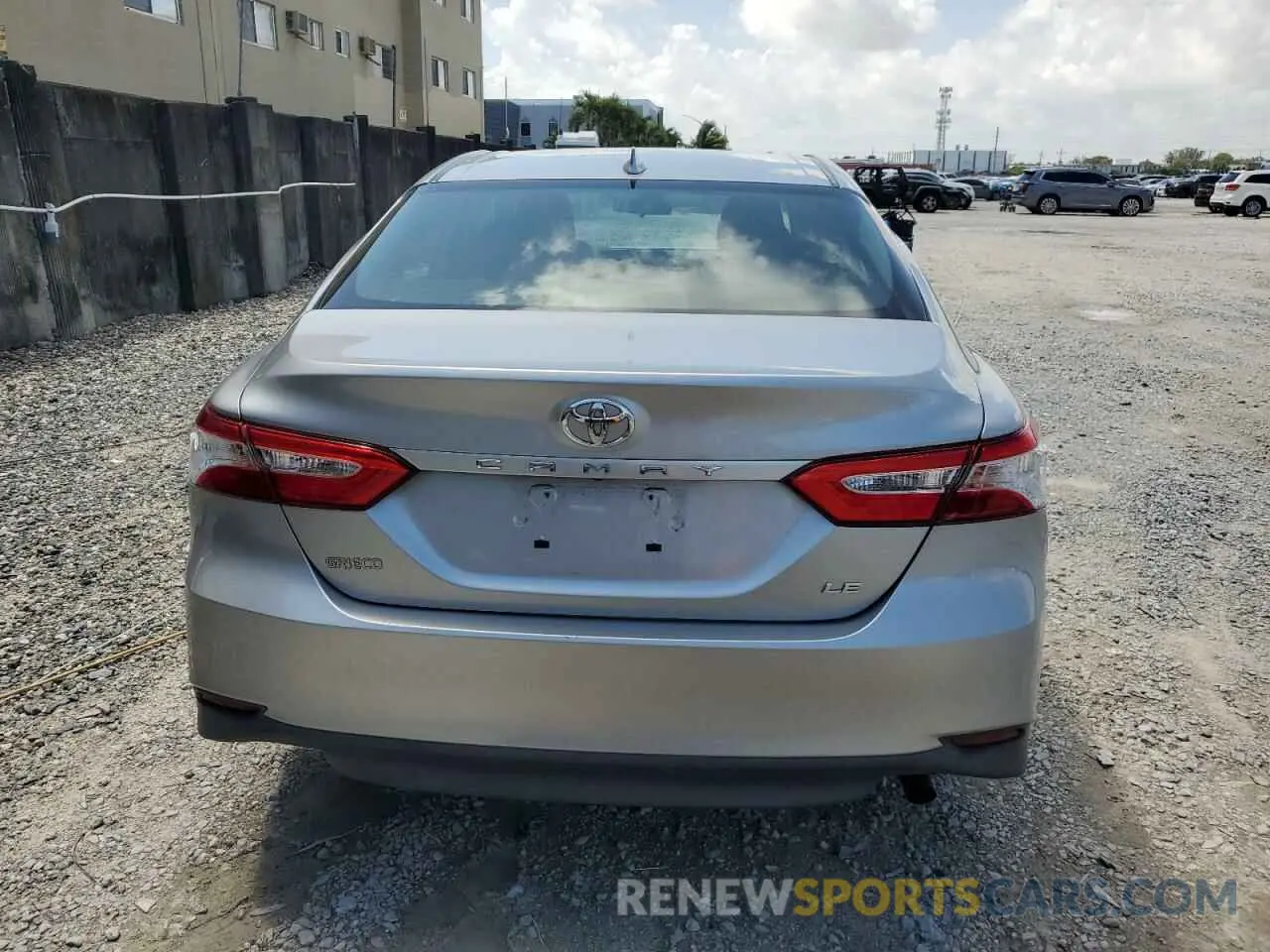 6 fotografías del automóvil dañado 4T1B11HK8KU186959 TOYOTA CAMRY 2019