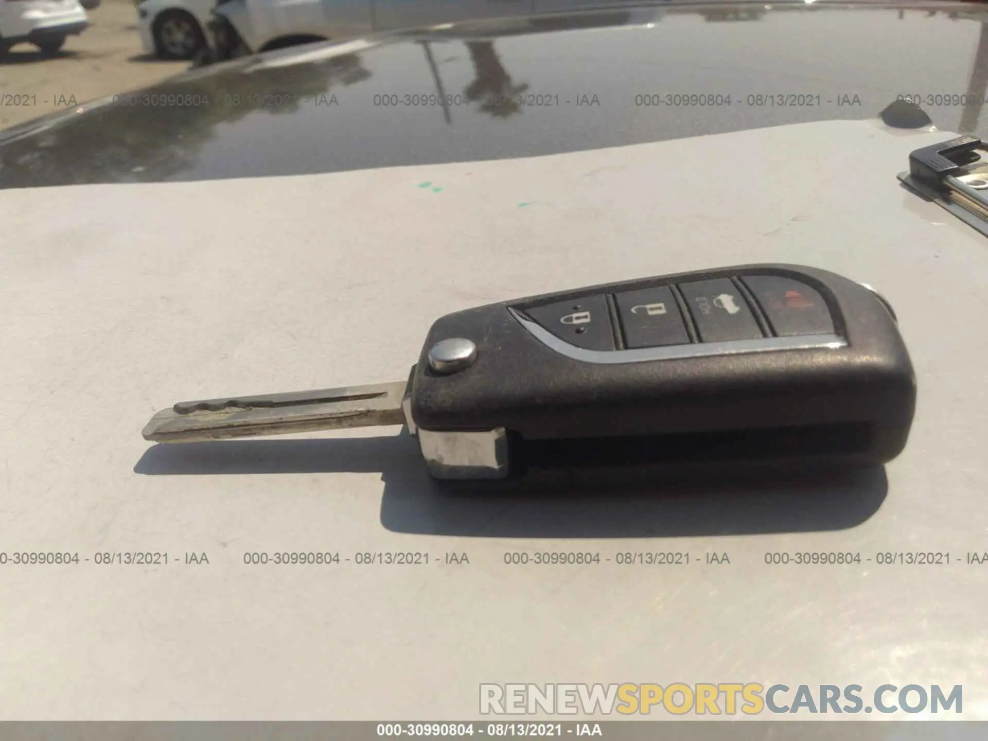 11 fotografías del automóvil dañado 4T1B11HK8KU191515 TOYOTA CAMRY 2019