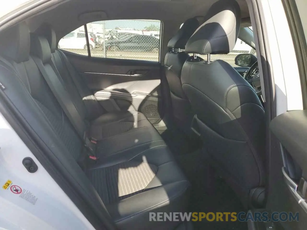 10 fotografías del automóvil dañado 4T1B11HK8KU195080 TOYOTA CAMRY 2019