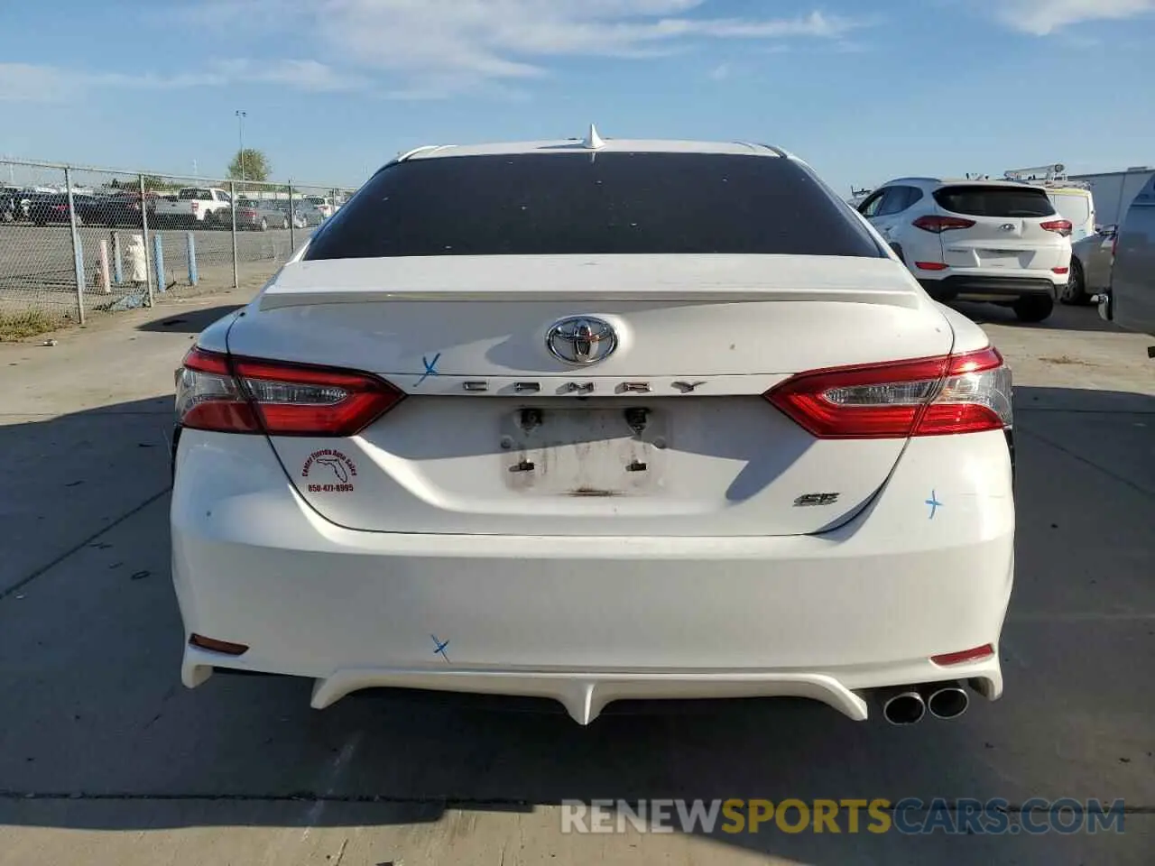 6 fotografías del automóvil dañado 4T1B11HK8KU195080 TOYOTA CAMRY 2019