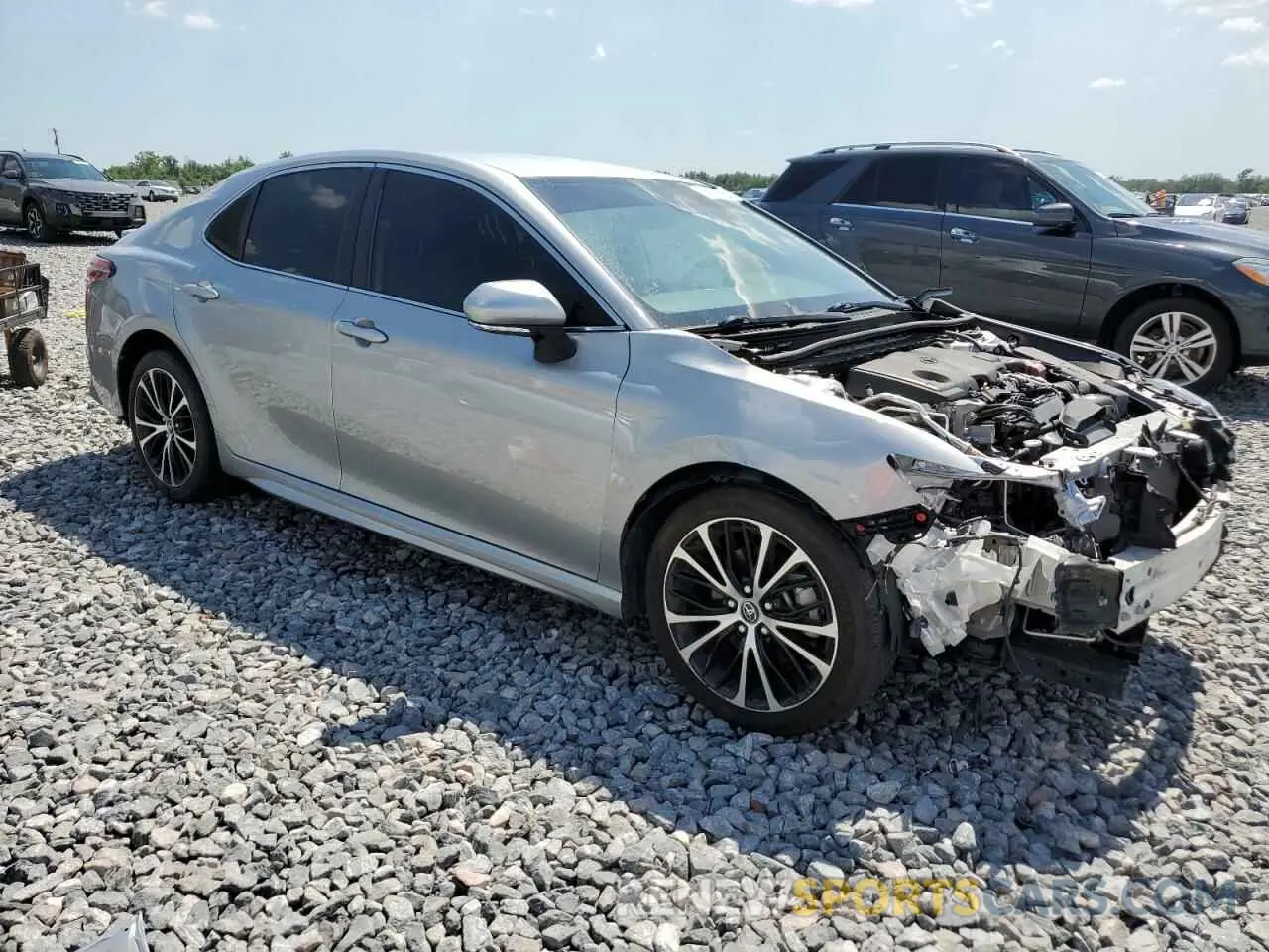 4 fotografías del automóvil dañado 4T1B11HK8KU209995 TOYOTA CAMRY 2019