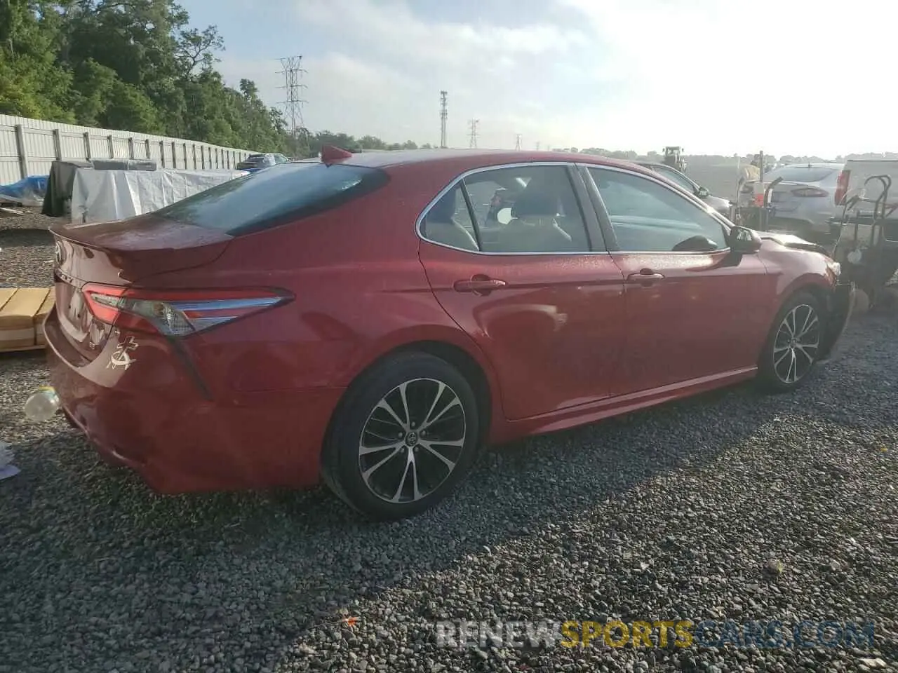 3 fotografías del automóvil dañado 4T1B11HK8KU212492 TOYOTA CAMRY 2019