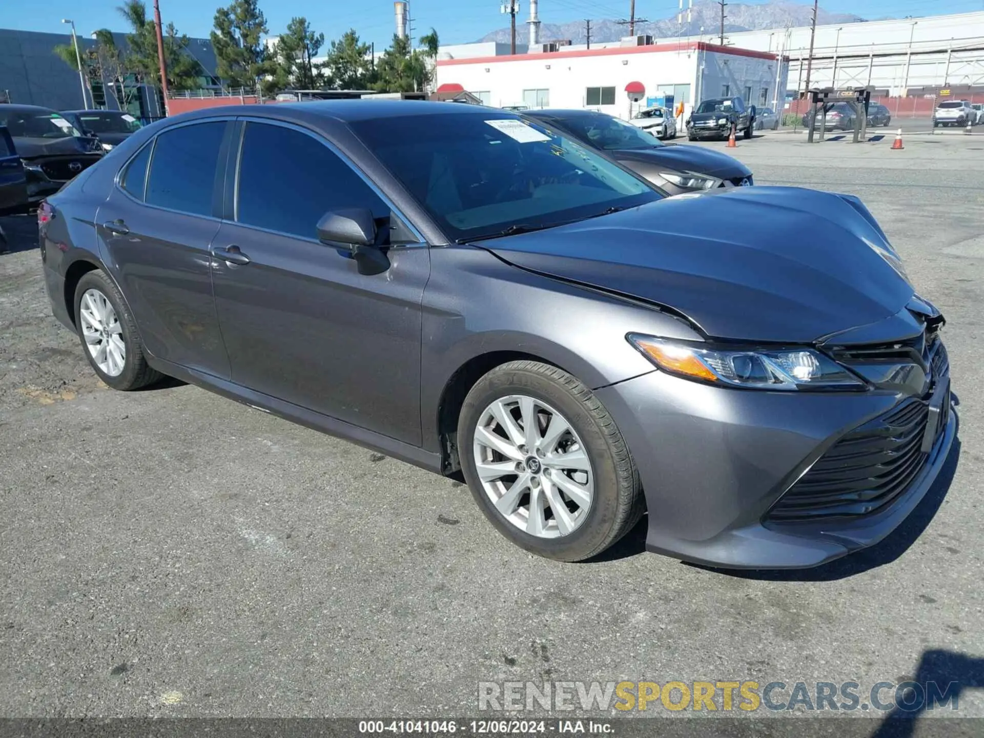 1 fotografías del automóvil dañado 4T1B11HK8KU215697 TOYOTA CAMRY 2019