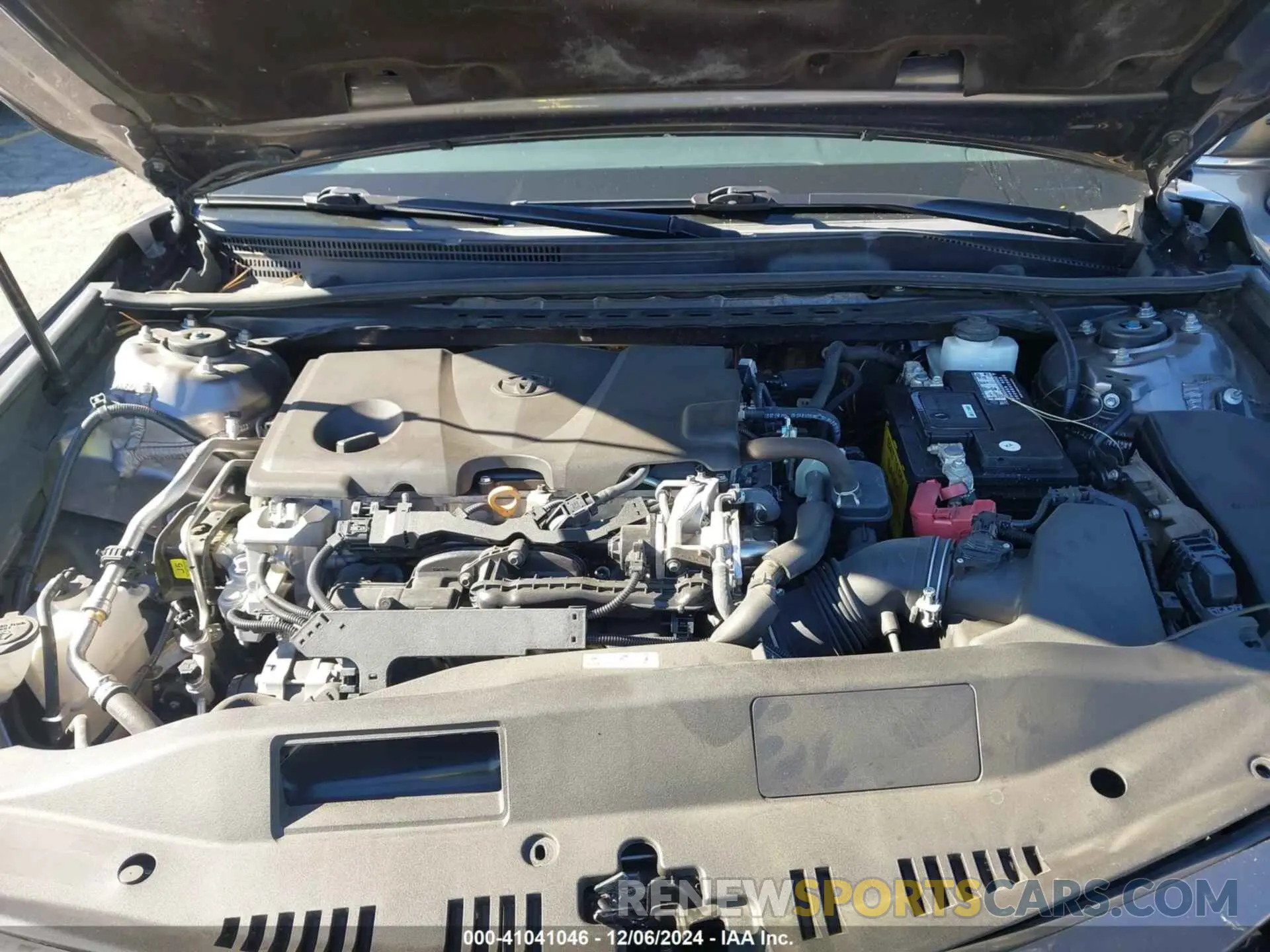 10 fotografías del automóvil dañado 4T1B11HK8KU215697 TOYOTA CAMRY 2019