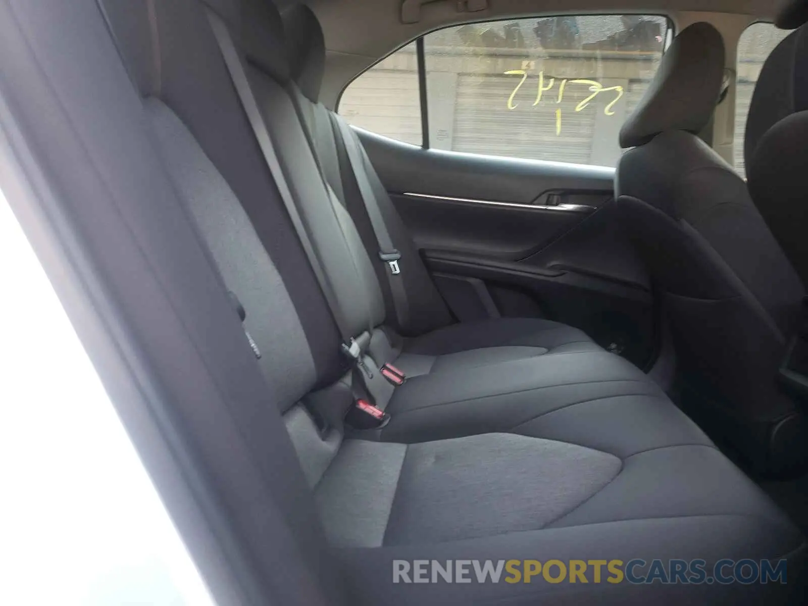 6 fotografías del automóvil dañado 4T1B11HK8KU226988 TOYOTA CAMRY 2019