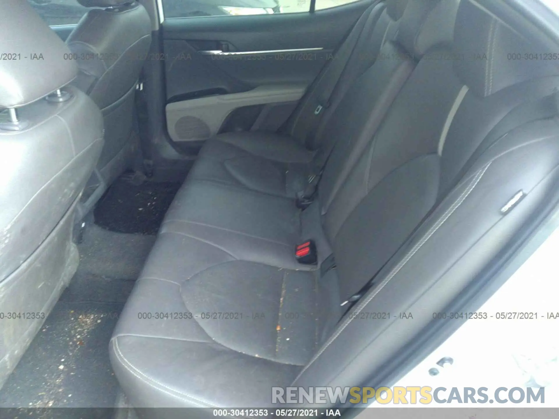 8 fotografías del automóvil dañado 4T1B11HK8KU235397 TOYOTA CAMRY 2019
