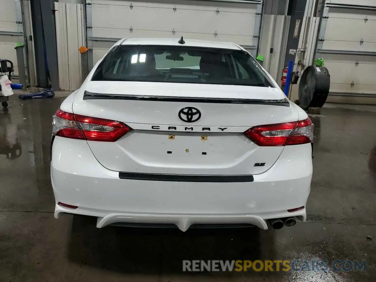 6 fotografías del automóvil dañado 4T1B11HK8KU247761 TOYOTA CAMRY 2019