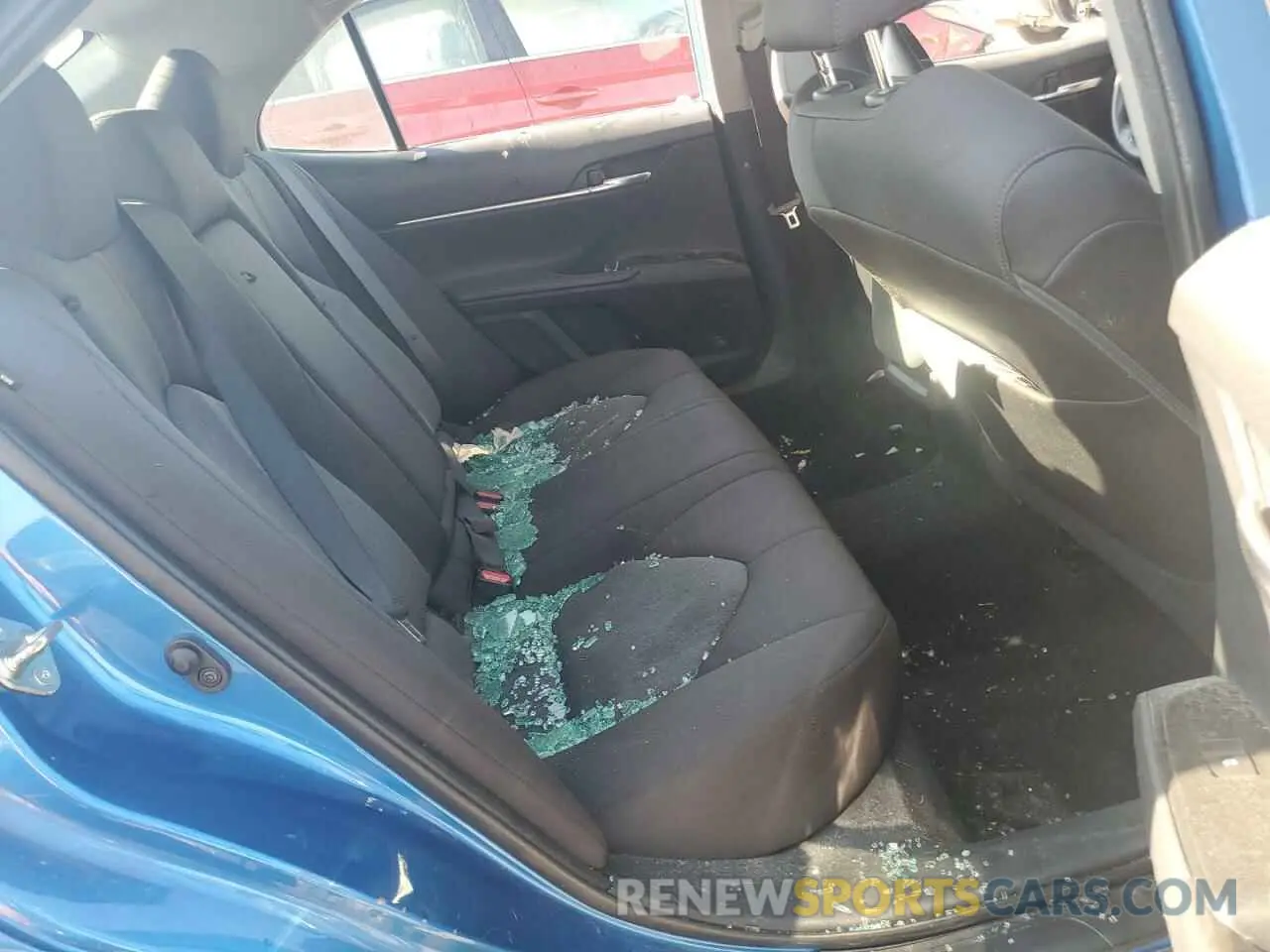 10 fotografías del automóvil dañado 4T1B11HK8KU254483 TOYOTA CAMRY 2019