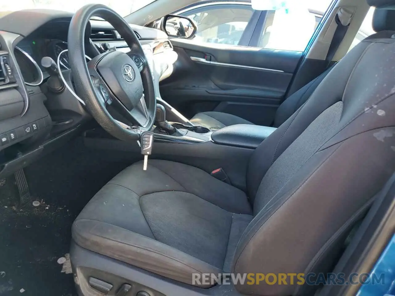 7 fotografías del automóvil dañado 4T1B11HK8KU254483 TOYOTA CAMRY 2019