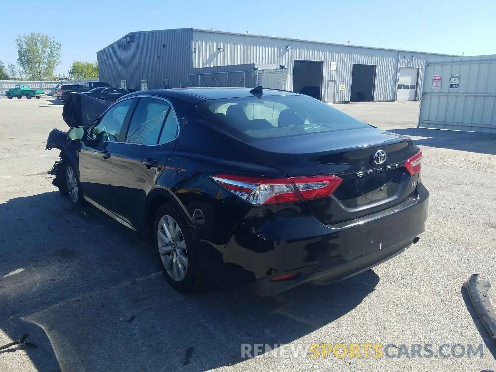 3 fotografías del automóvil dañado 4T1B11HK8KU255875 TOYOTA CAMRY 2019