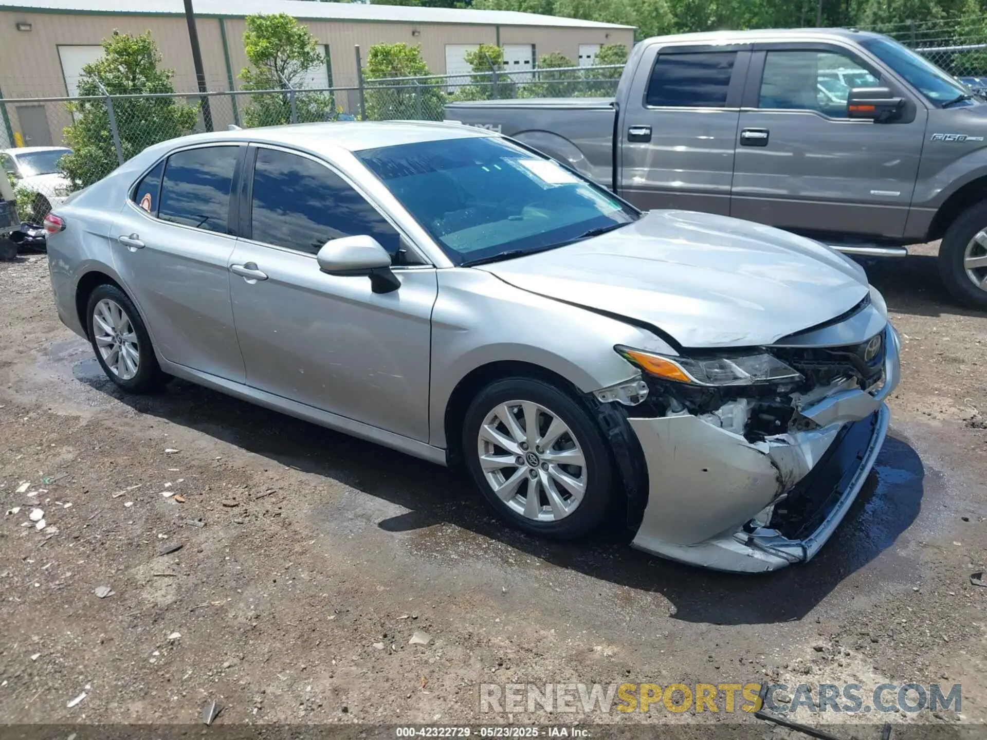 1 fotografías del automóvil dañado 4T1B11HK8KU269257 TOYOTA CAMRY 2019