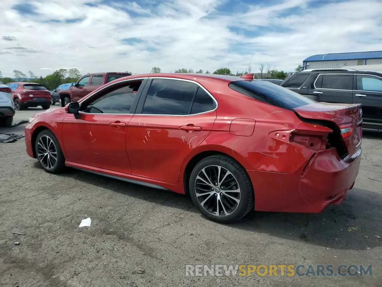 2 fotografías del automóvil dañado 4T1B11HK8KU273017 TOYOTA CAMRY 2019