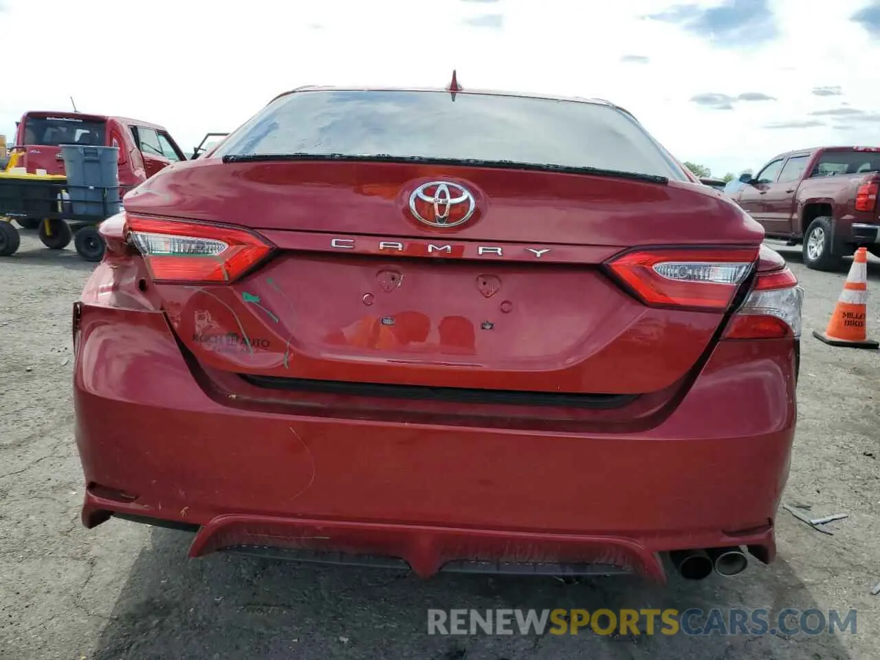 6 fotografías del automóvil dañado 4T1B11HK8KU273017 TOYOTA CAMRY 2019