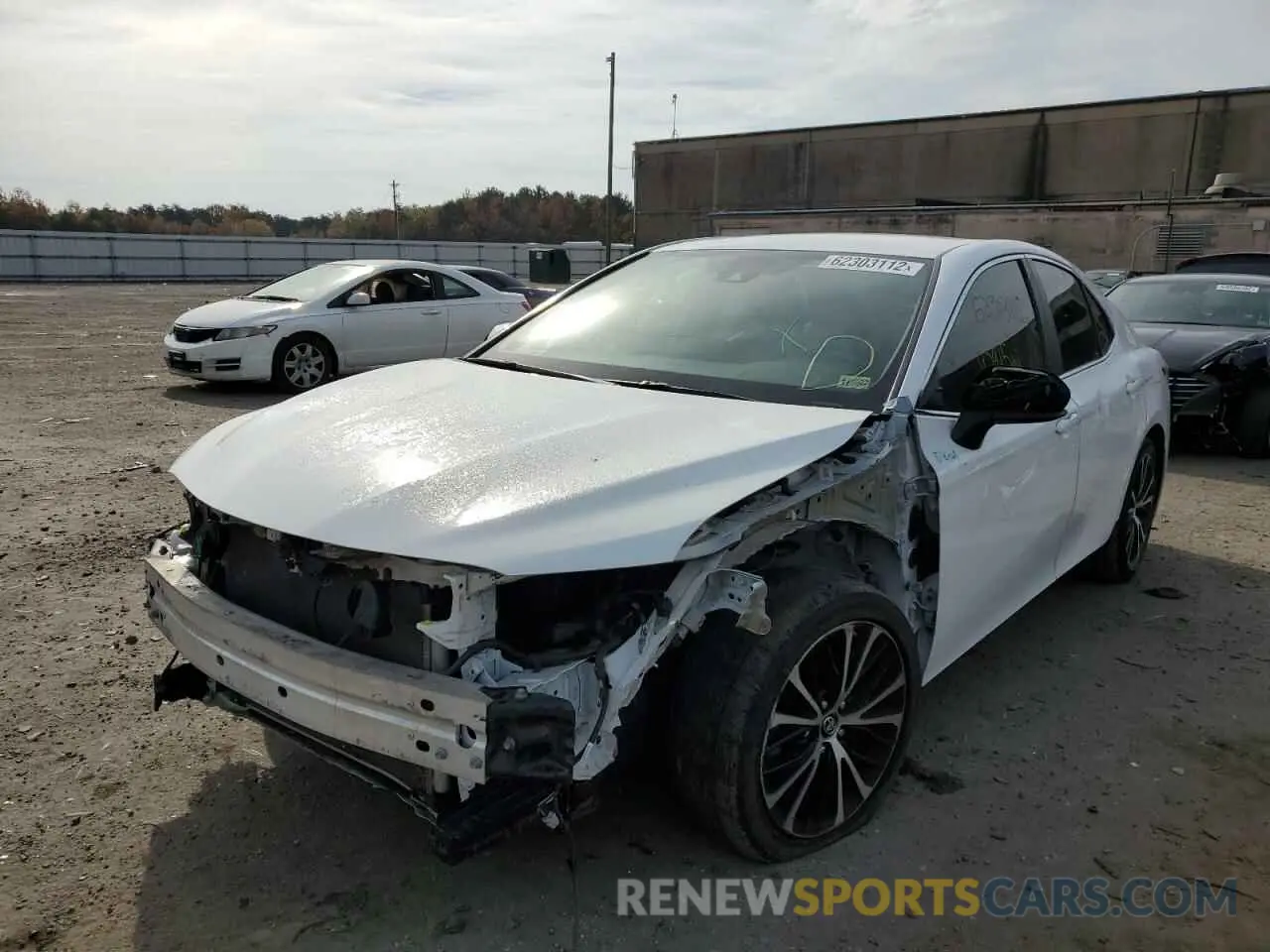 2 fotografías del automóvil dañado 4T1B11HK8KU274412 TOYOTA CAMRY 2019