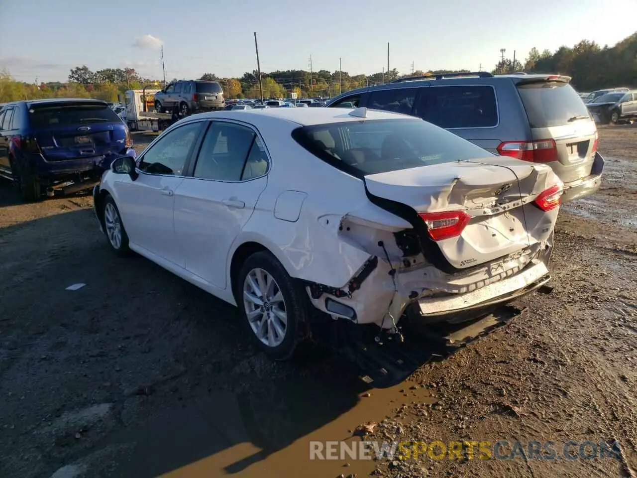 3 fotografías del automóvil dañado 4T1B11HK8KU286222 TOYOTA CAMRY 2019