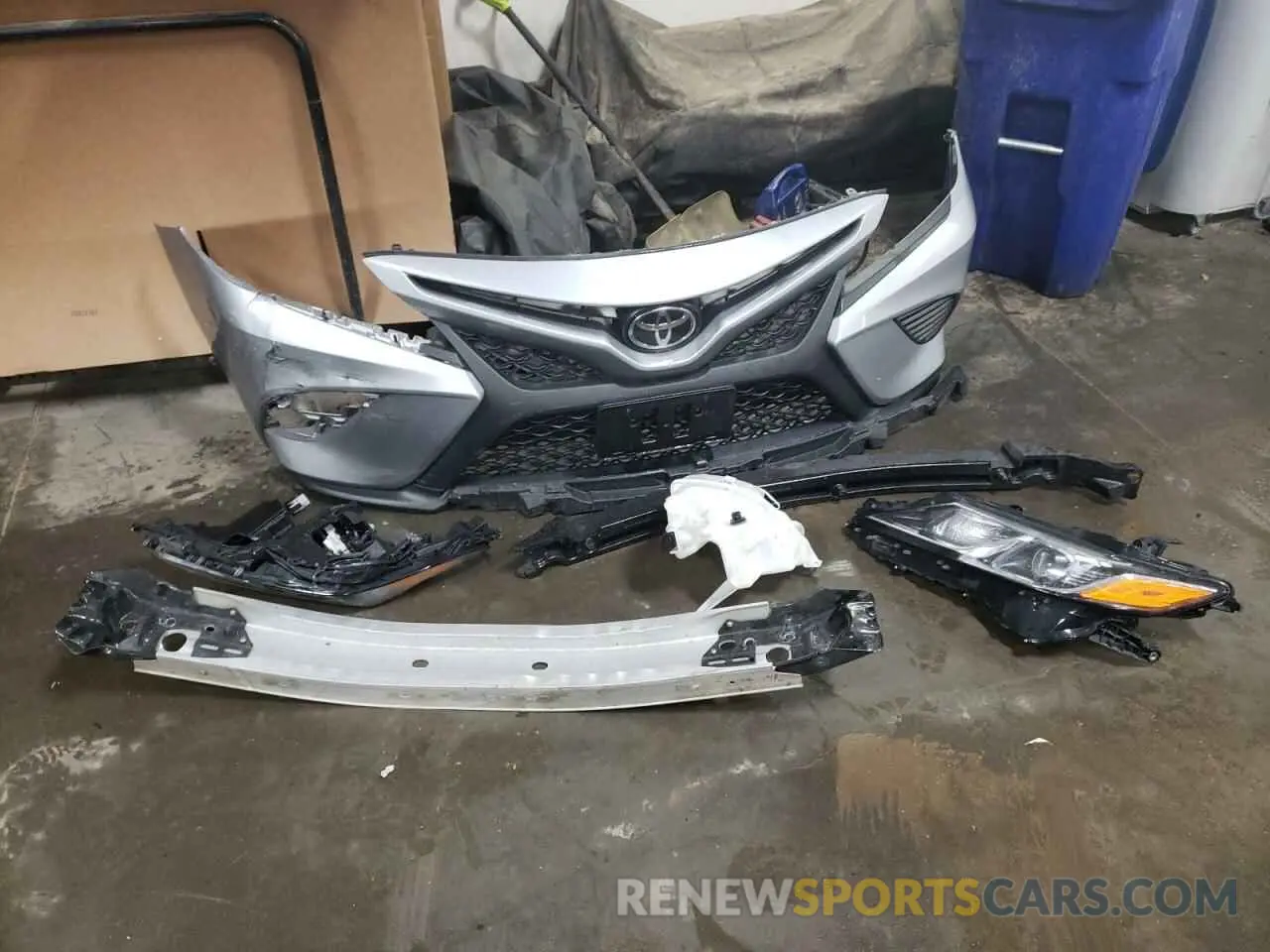 12 fotografías del automóvil dañado 4T1B11HK8KU290867 TOYOTA CAMRY 2019