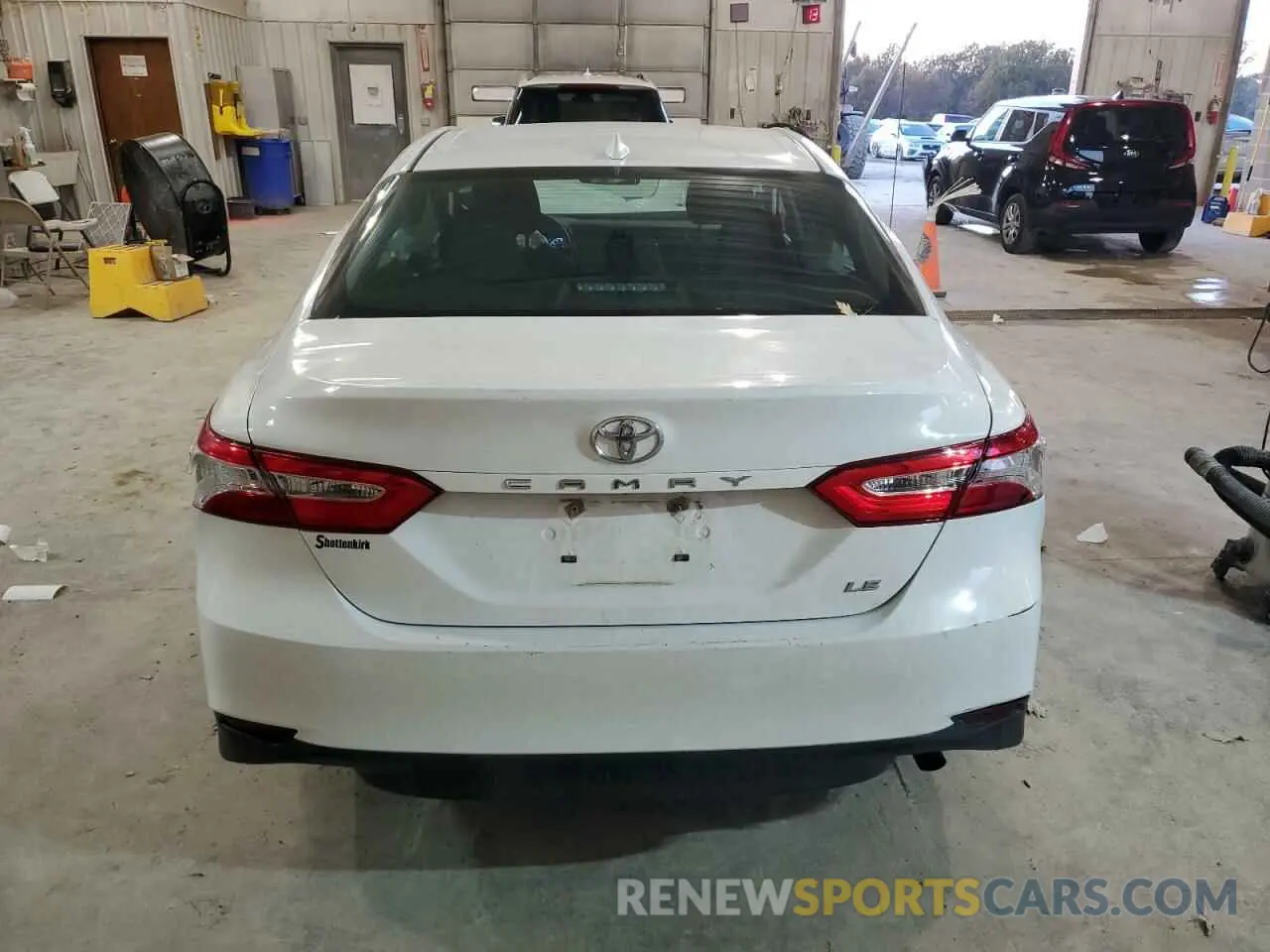 6 fotografías del automóvil dañado 4T1B11HK8KU290884 TOYOTA CAMRY 2019