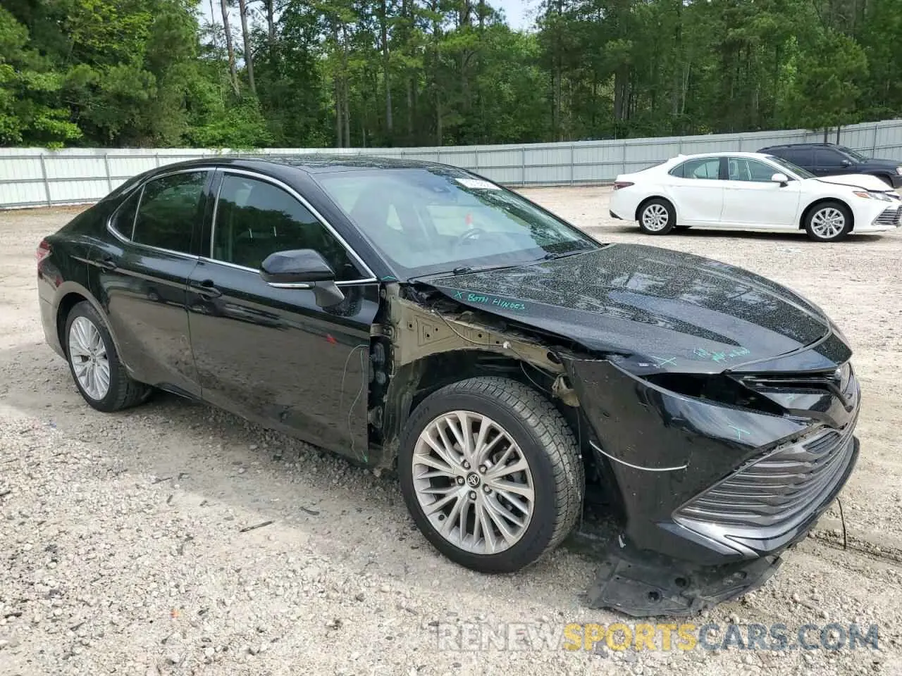 4 fotografías del automóvil dañado 4T1B11HK8KU295096 TOYOTA CAMRY 2019