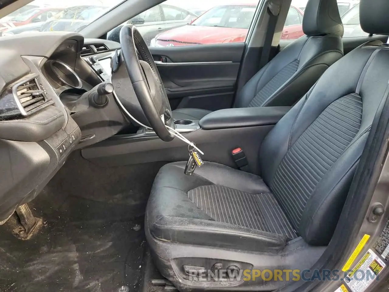 7 fotografías del automóvil dañado 4T1B11HK8KU686152 TOYOTA CAMRY 2019