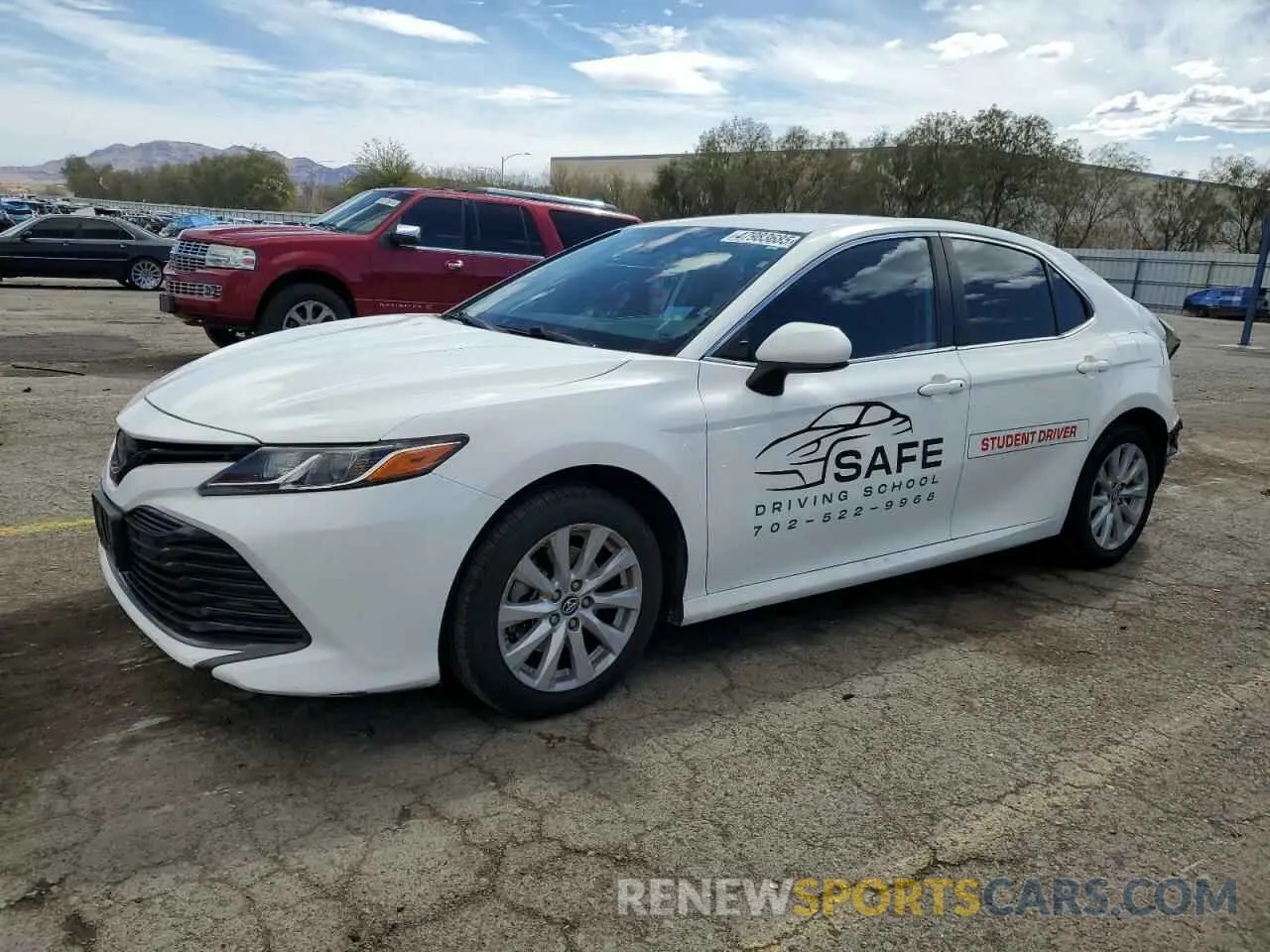1 fotografías del automóvil dañado 4T1B11HK8KU699743 TOYOTA CAMRY 2019