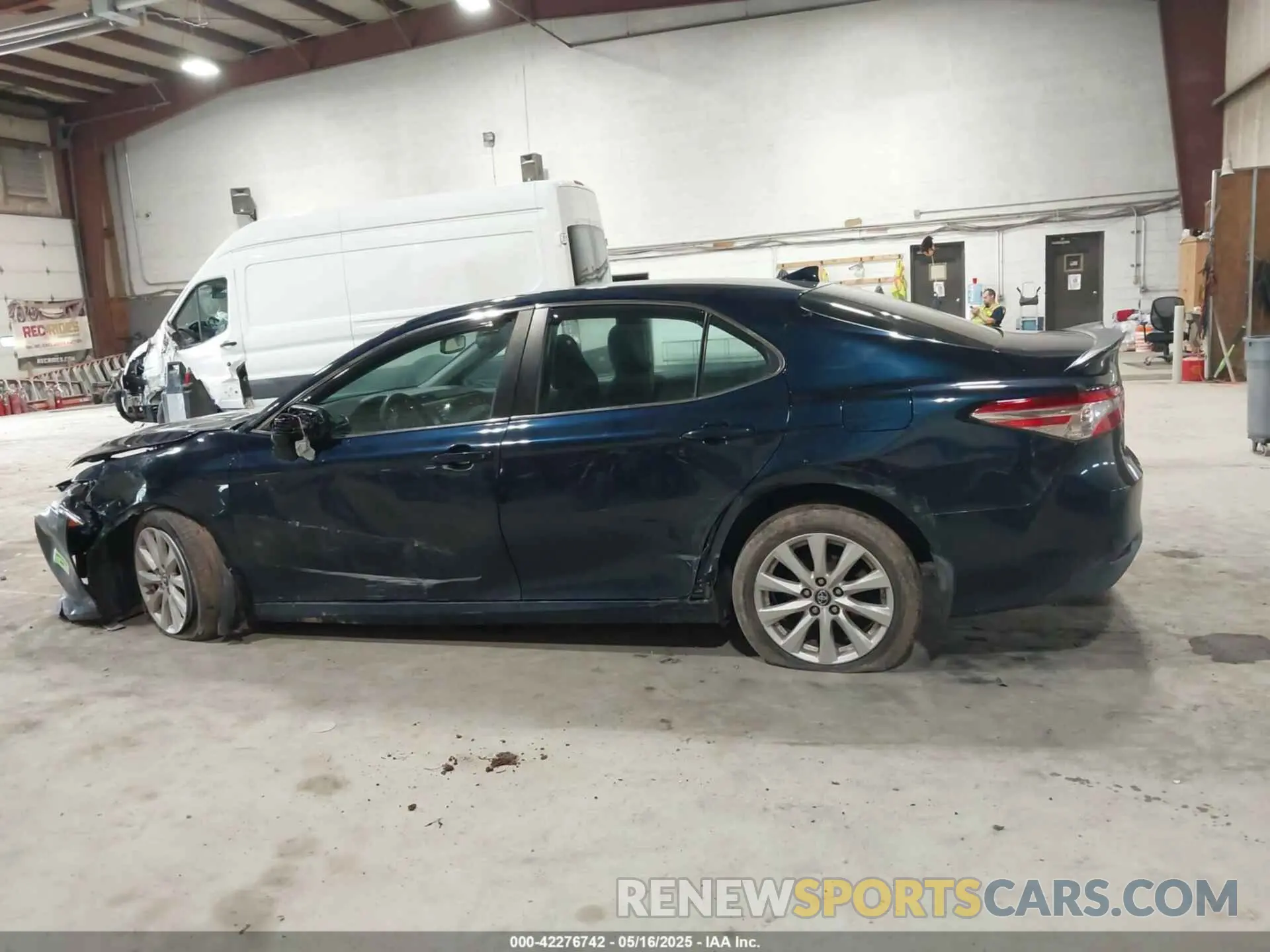 15 fotografías del automóvil dañado 4T1B11HK8KU709218 TOYOTA CAMRY 2019