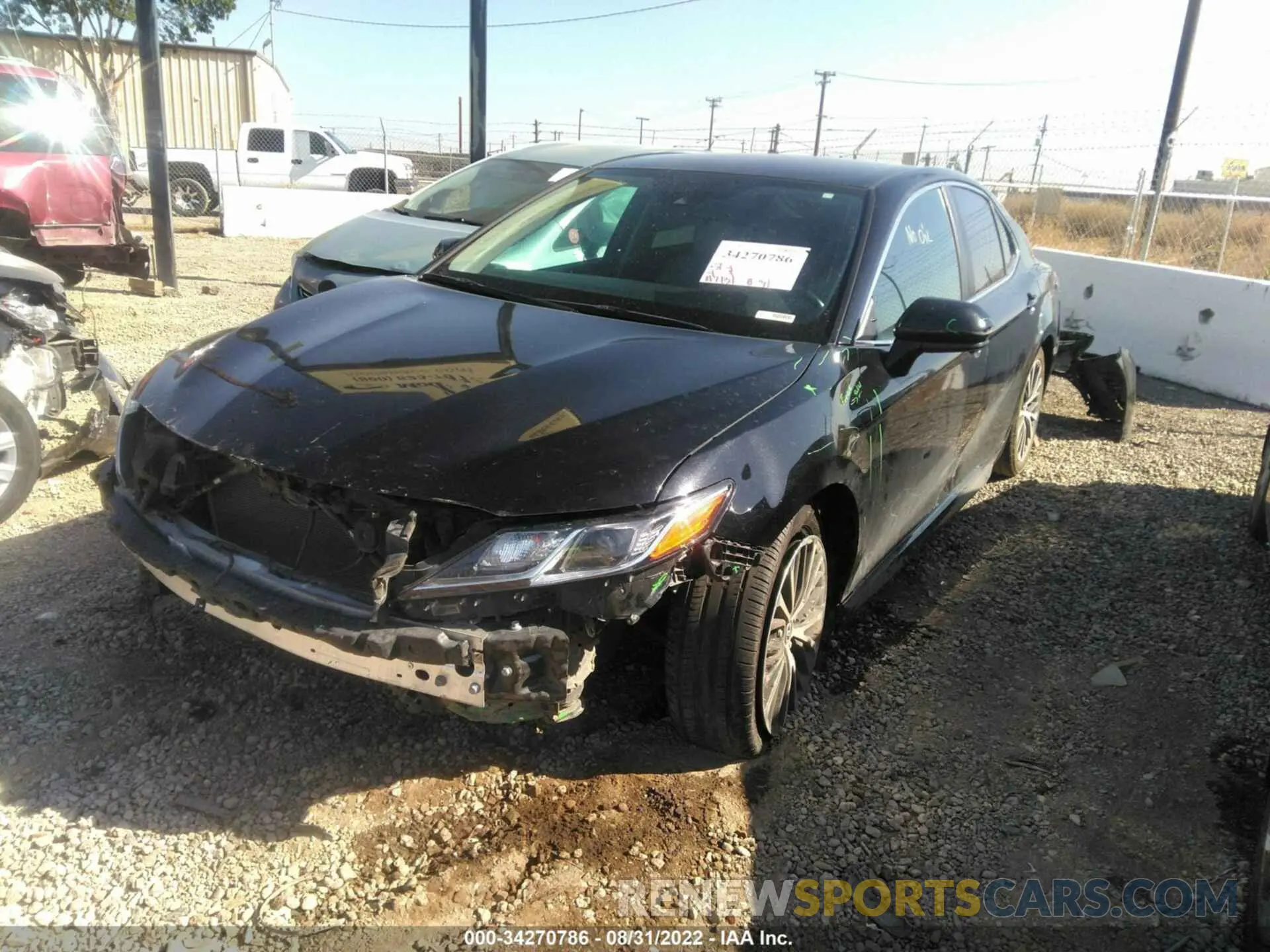 2 fotografías del automóvil dañado 4T1B11HK8KU711292 TOYOTA CAMRY 2019