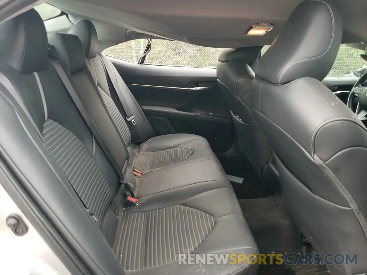 10 fotografías del automóvil dañado 4T1B11HK8KU730019 TOYOTA CAMRY 2019