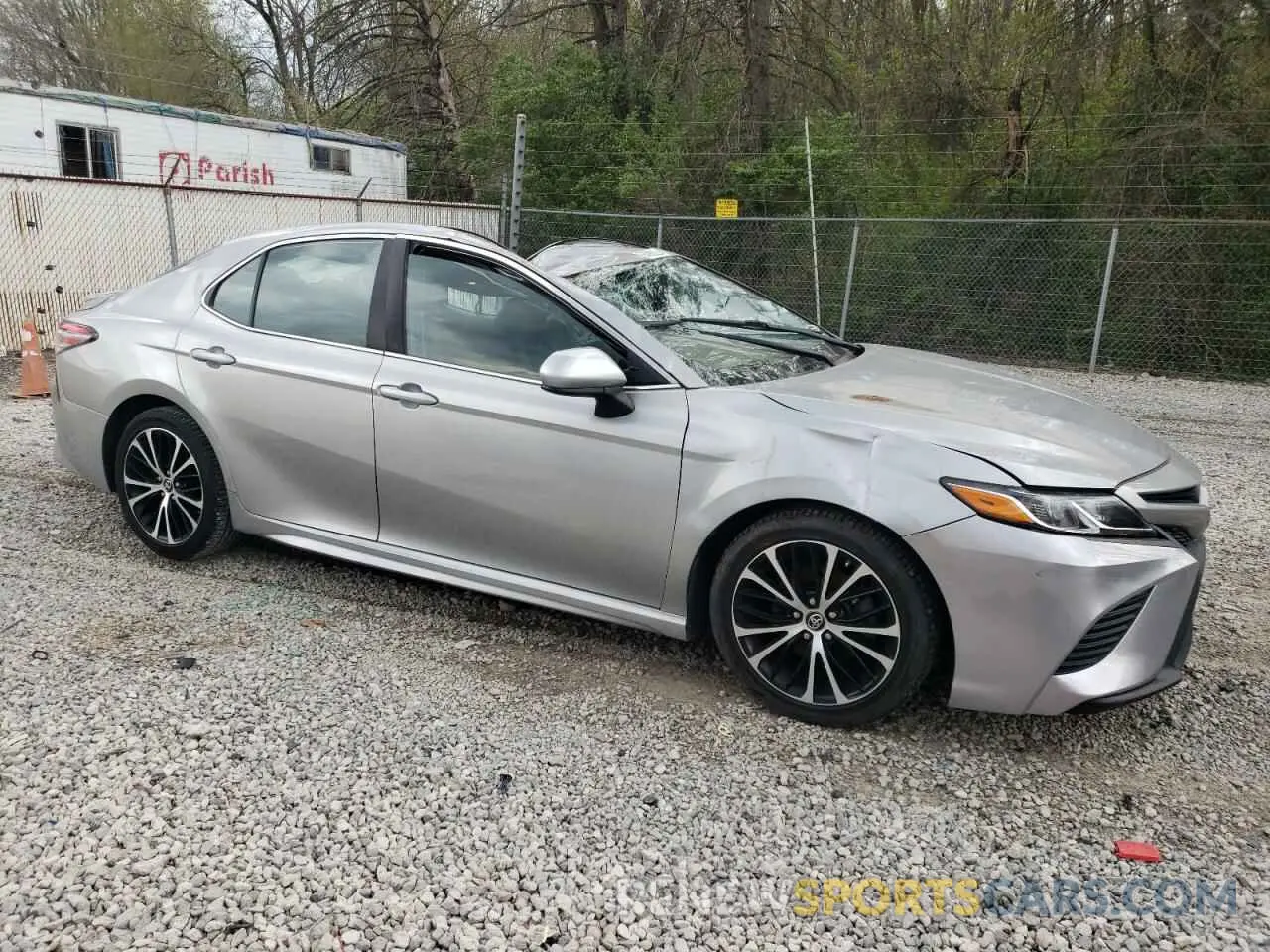 4 fotografías del automóvil dañado 4T1B11HK8KU730019 TOYOTA CAMRY 2019