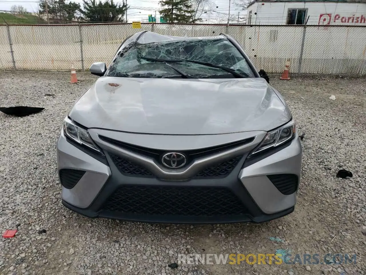 5 fotografías del automóvil dañado 4T1B11HK8KU730019 TOYOTA CAMRY 2019