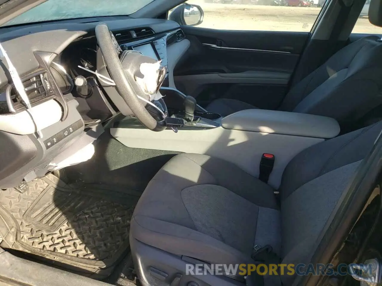 7 fotografías del automóvil dañado 4T1B11HK8KU730750 TOYOTA CAMRY 2019