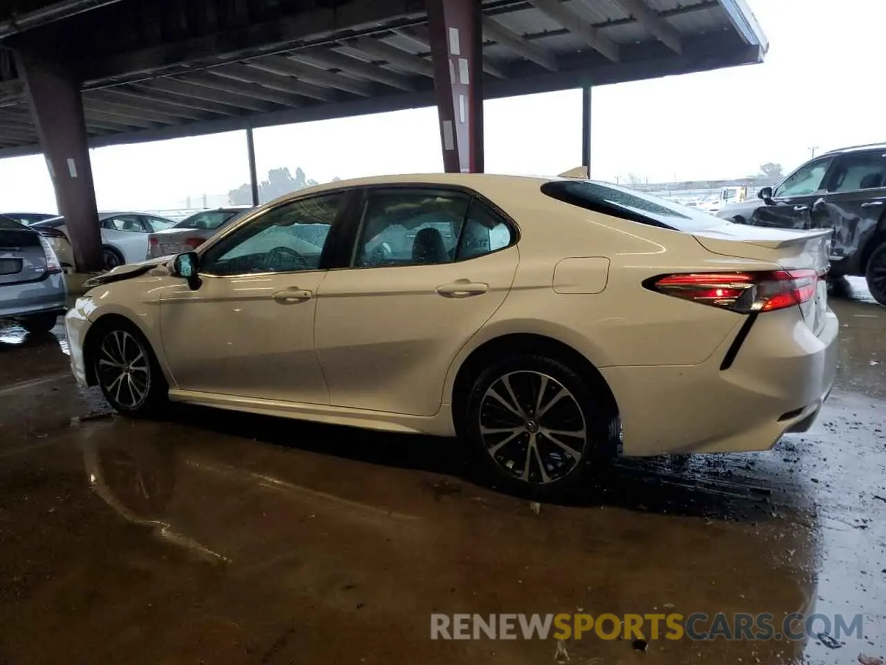 2 fotografías del automóvil dañado 4T1B11HK8KU741845 TOYOTA CAMRY 2019
