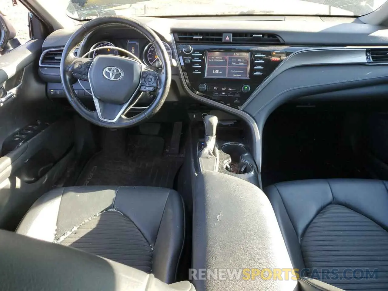 8 fotografías del automóvil dañado 4T1B11HK8KU742137 TOYOTA CAMRY 2019