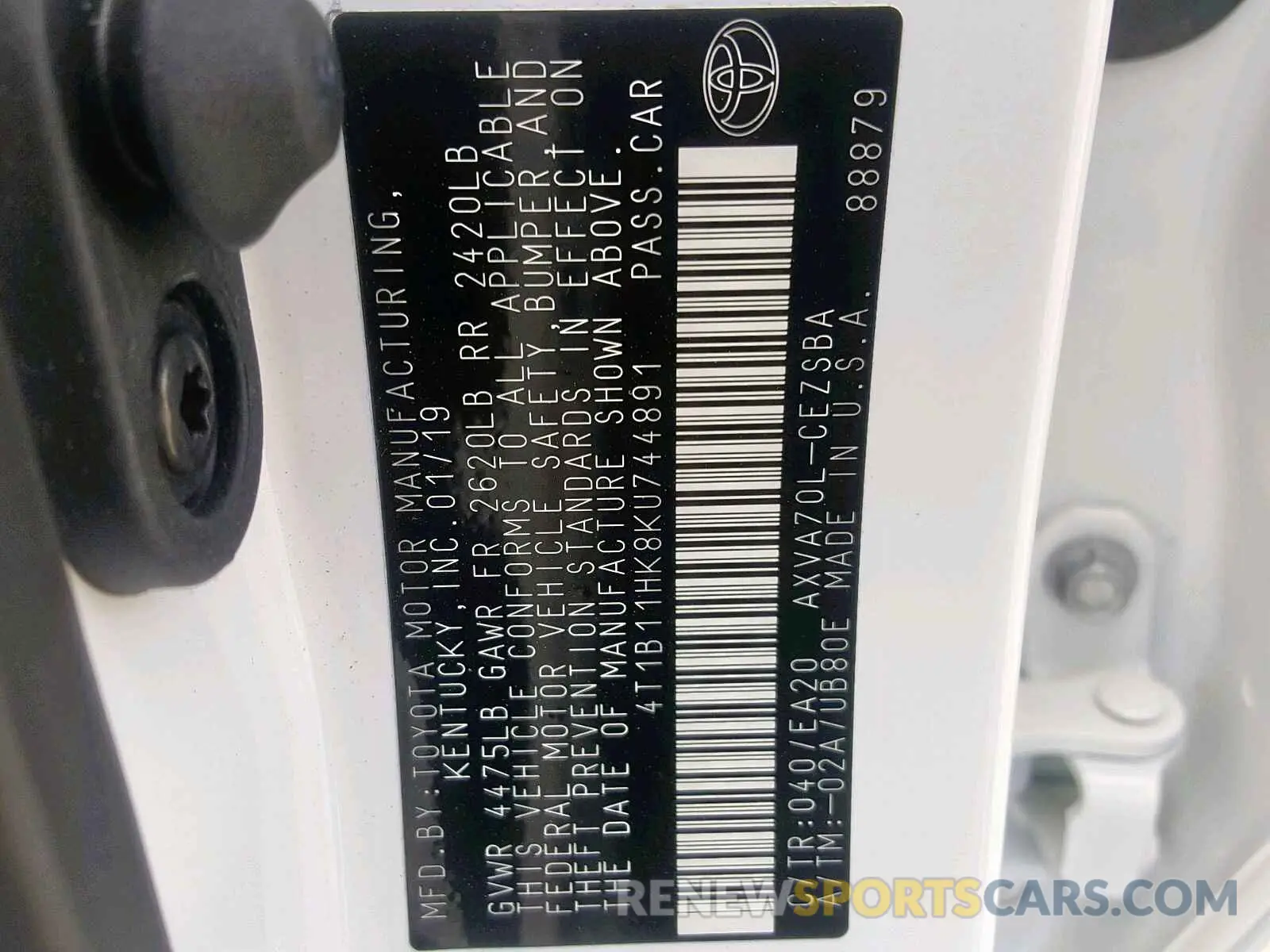 10 fotografías del automóvil dañado 4T1B11HK8KU744891 TOYOTA CAMRY 2019