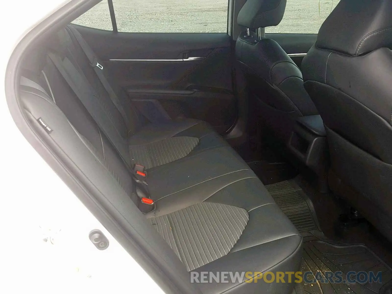 6 fotografías del automóvil dañado 4T1B11HK8KU744891 TOYOTA CAMRY 2019