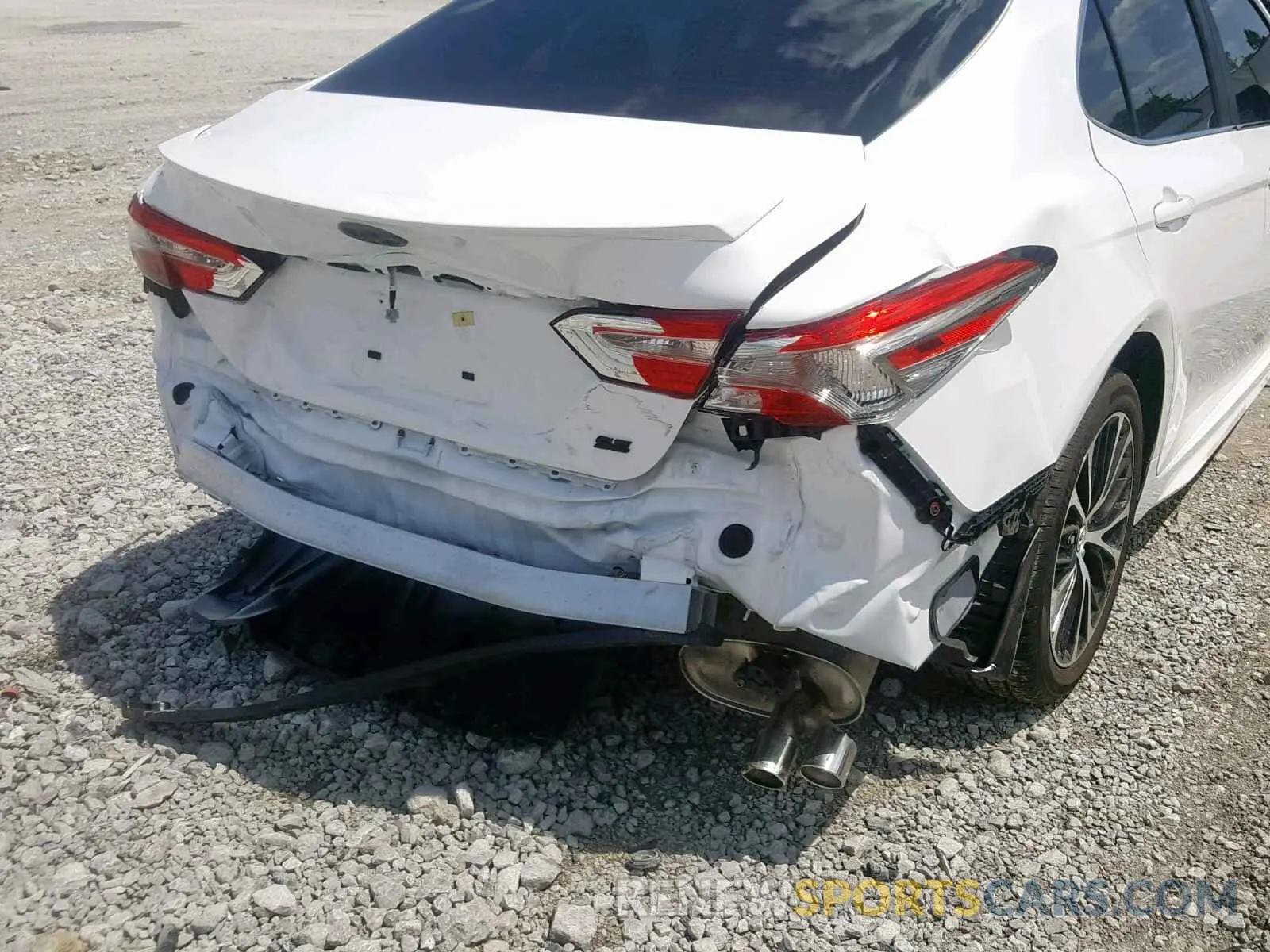 9 fotografías del automóvil dañado 4T1B11HK8KU744891 TOYOTA CAMRY 2019