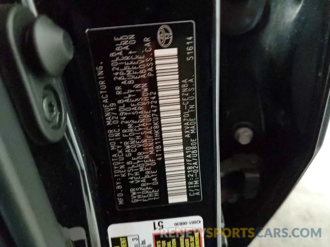 10 fotografías del automóvil dañado 4T1B11HK8KU747242 TOYOTA CAMRY 2019
