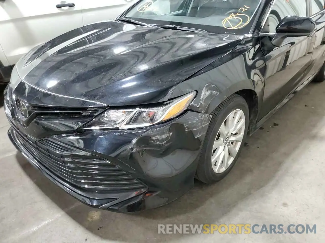 9 fotografías del automóvil dañado 4T1B11HK8KU747242 TOYOTA CAMRY 2019