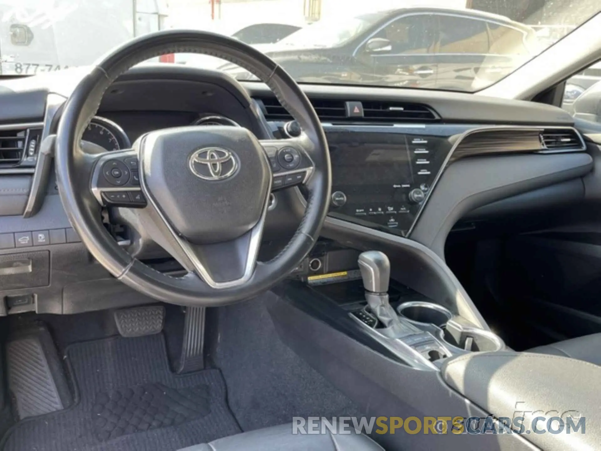 16 fotografías del automóvil dañado 4T1B11HK8KU751369 TOYOTA CAMRY 2019