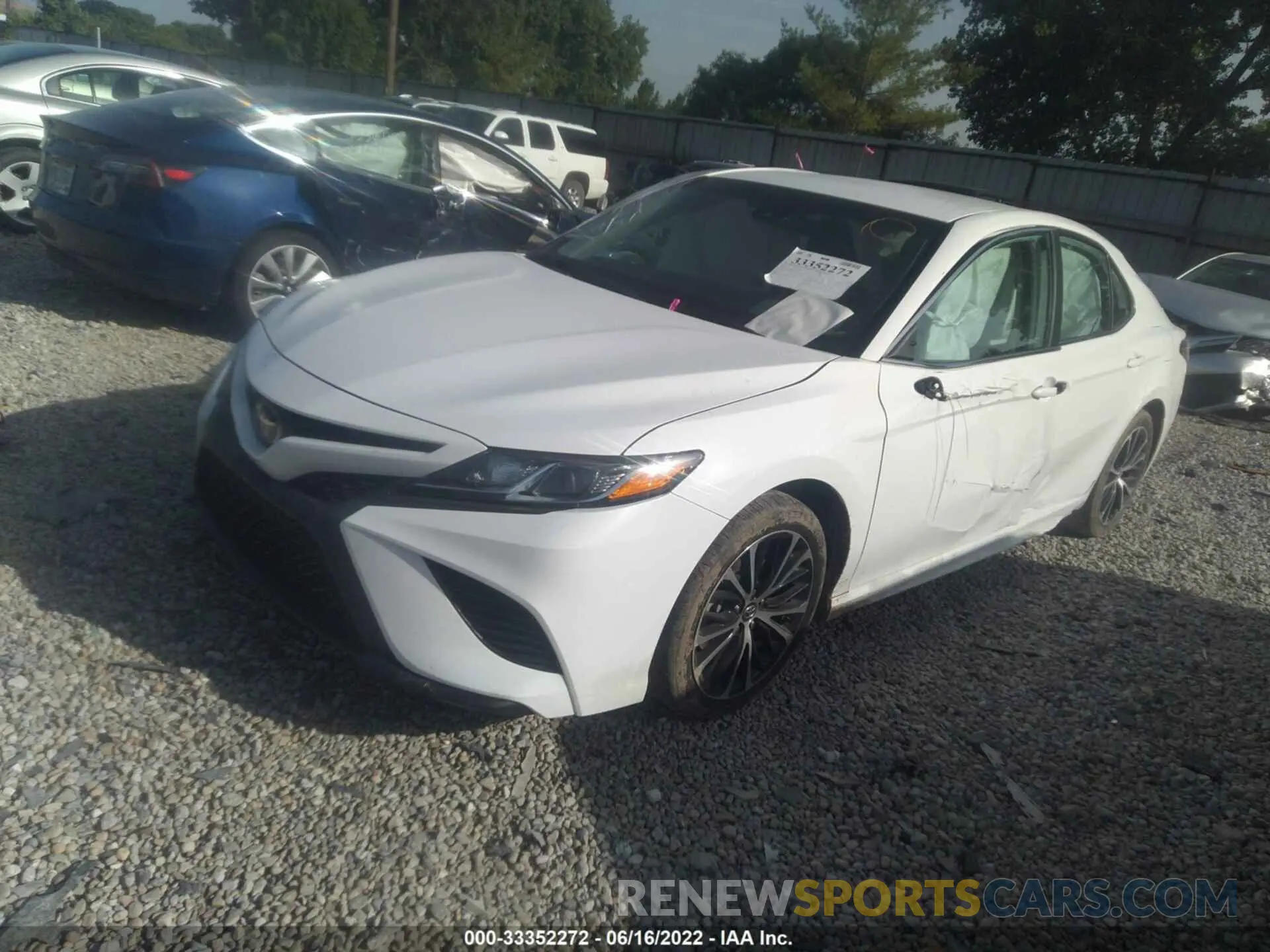 2 fotografías del automóvil dañado 4T1B11HK8KU779222 TOYOTA CAMRY 2019
