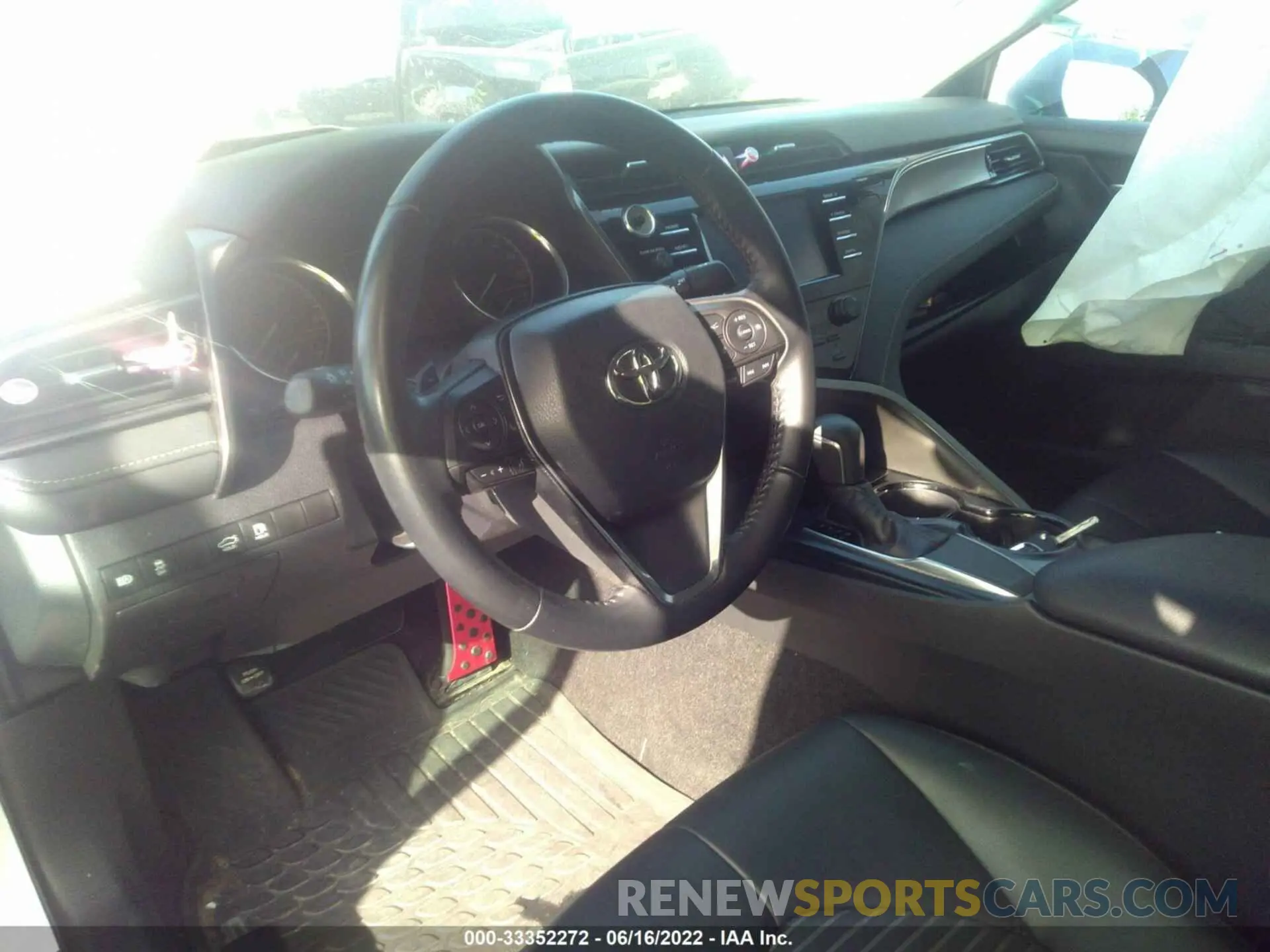 5 fotografías del automóvil dañado 4T1B11HK8KU779222 TOYOTA CAMRY 2019