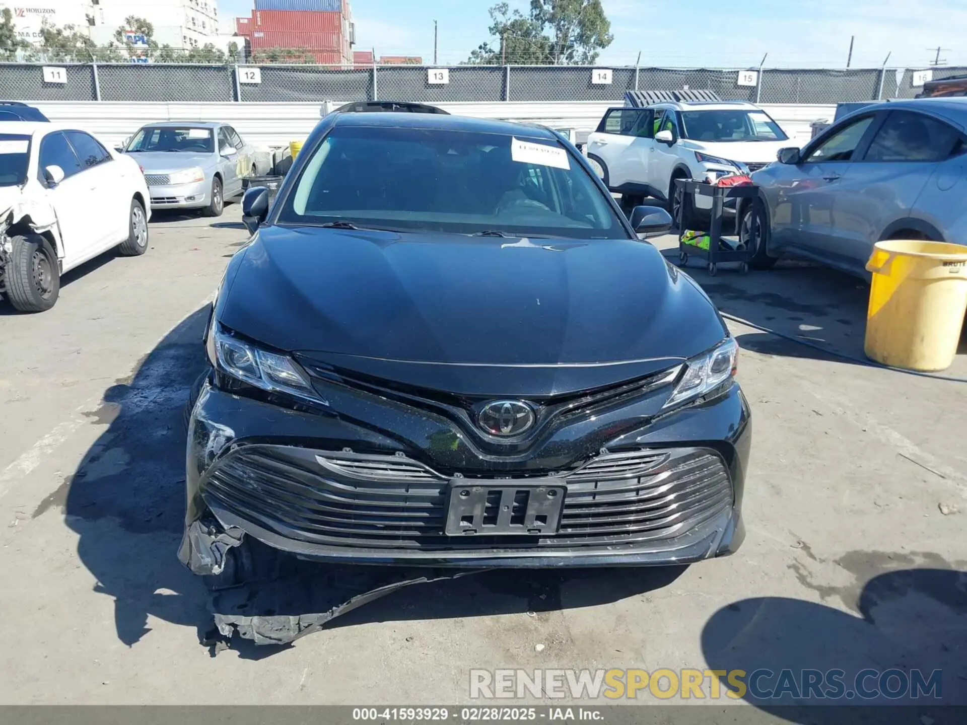 12 fotografías del automóvil dañado 4T1B11HK8KU793850 TOYOTA CAMRY 2019