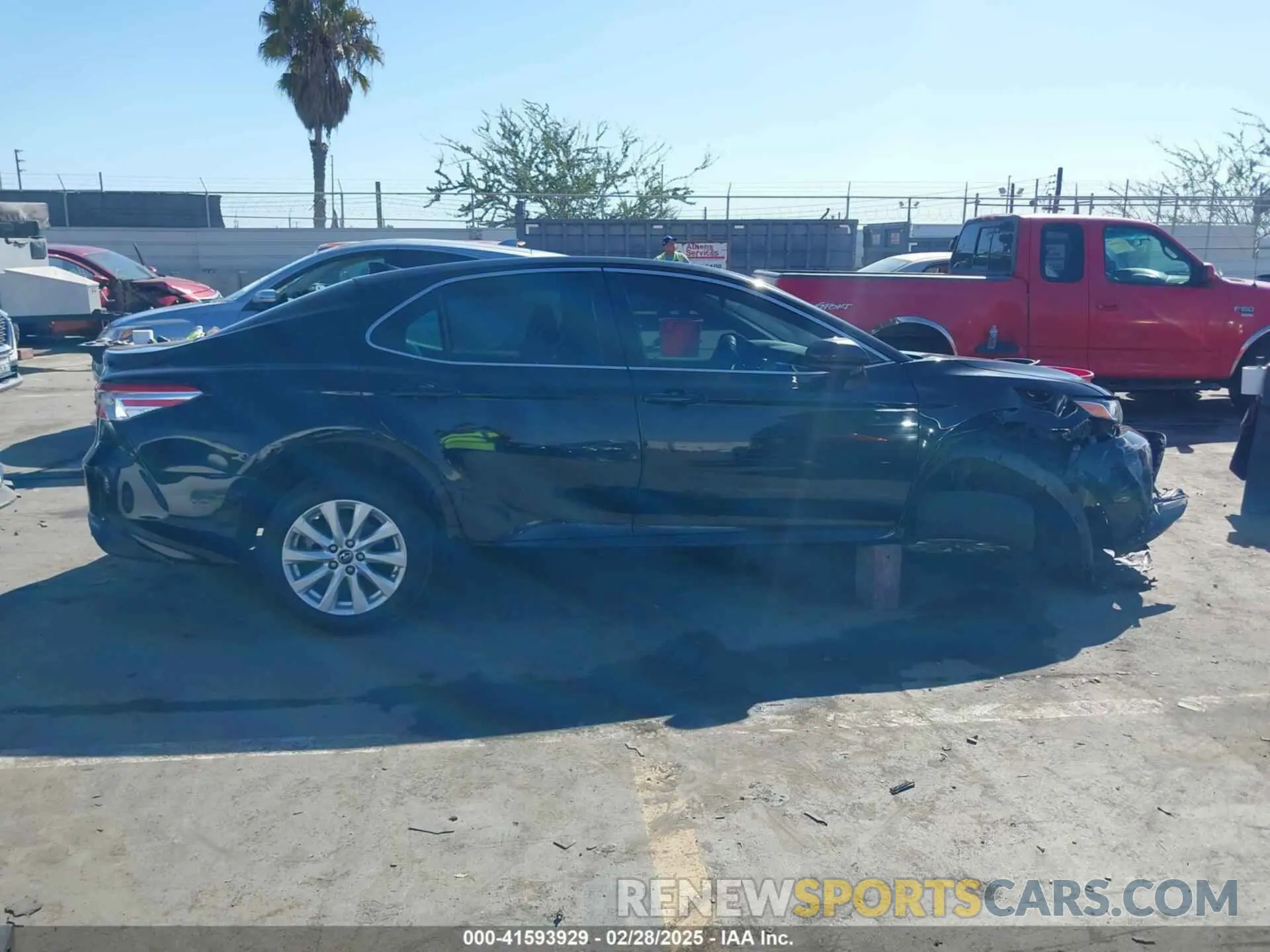 13 fotografías del automóvil dañado 4T1B11HK8KU793850 TOYOTA CAMRY 2019