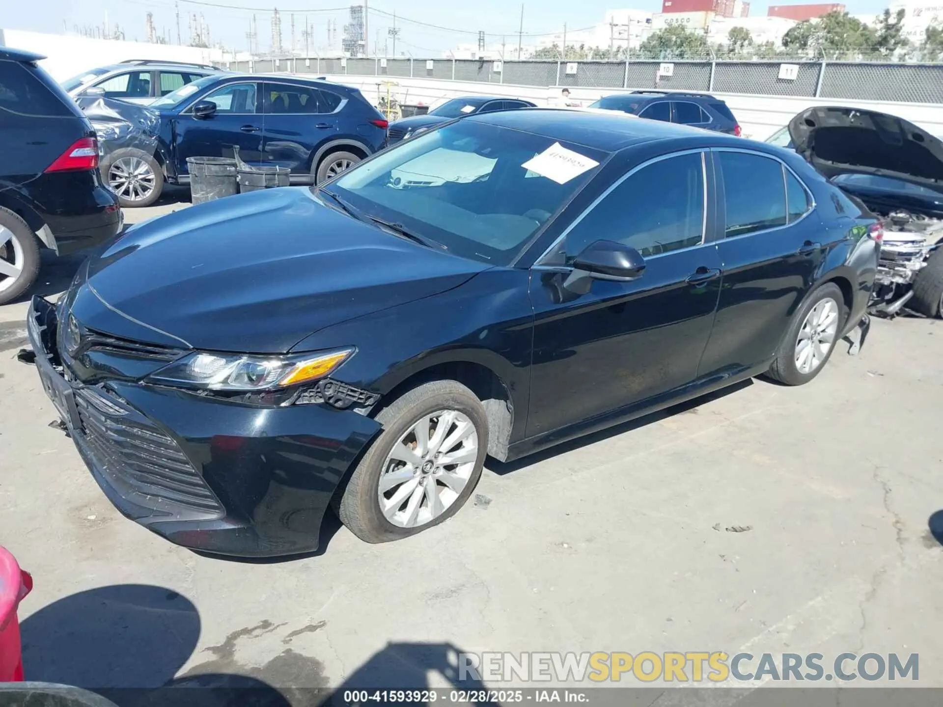 2 fotografías del automóvil dañado 4T1B11HK8KU793850 TOYOTA CAMRY 2019