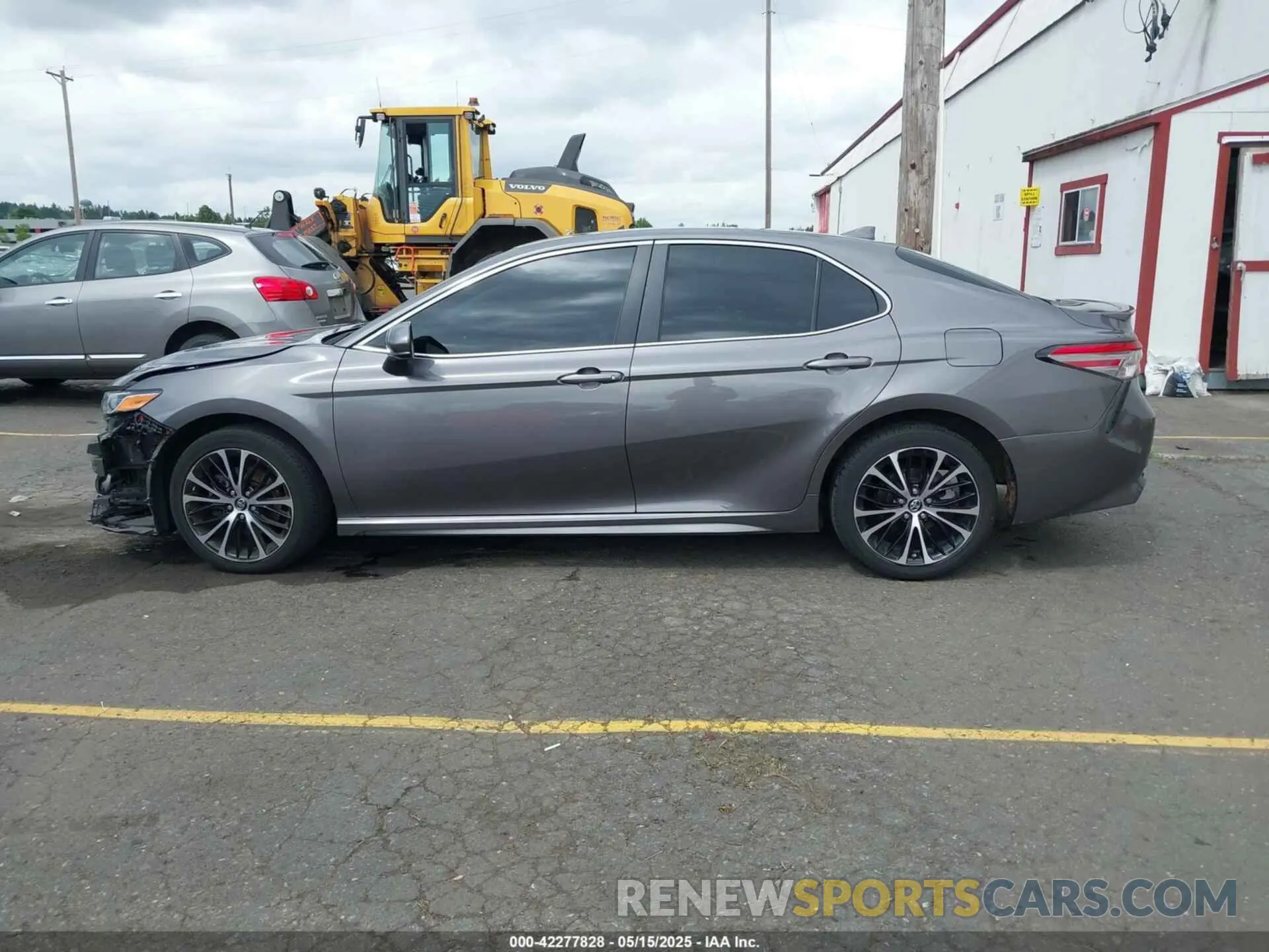 15 fotografías del automóvil dañado 4T1B11HK8KU793900 TOYOTA CAMRY 2019