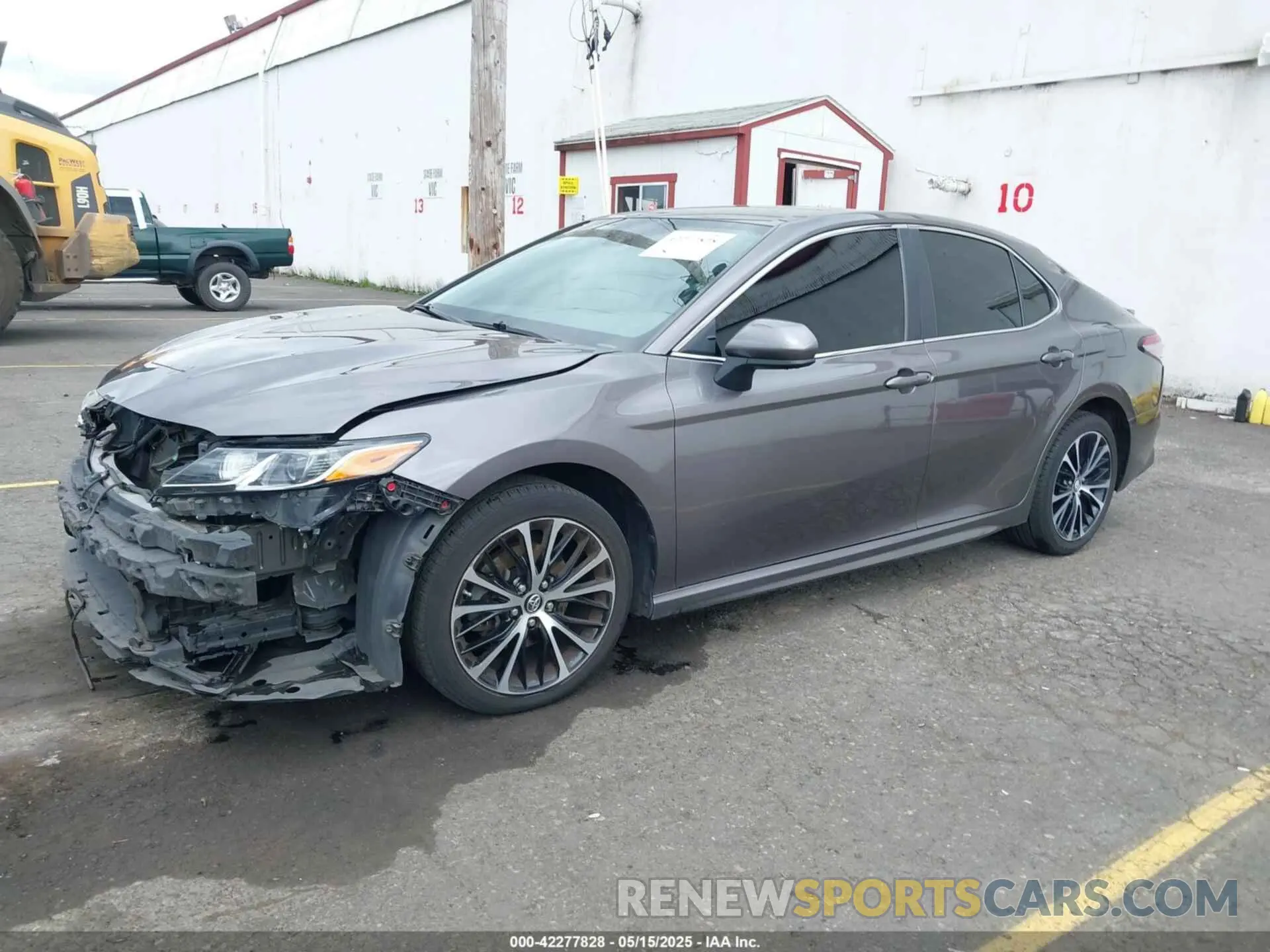 2 fotografías del automóvil dañado 4T1B11HK8KU793900 TOYOTA CAMRY 2019