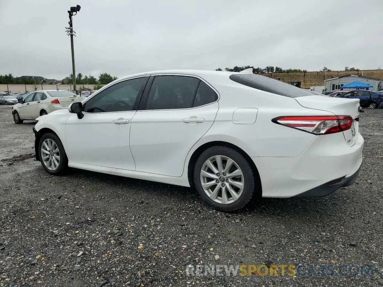 2 fotografías del automóvil dañado 4T1B11HK8KU814485 TOYOTA CAMRY 2019