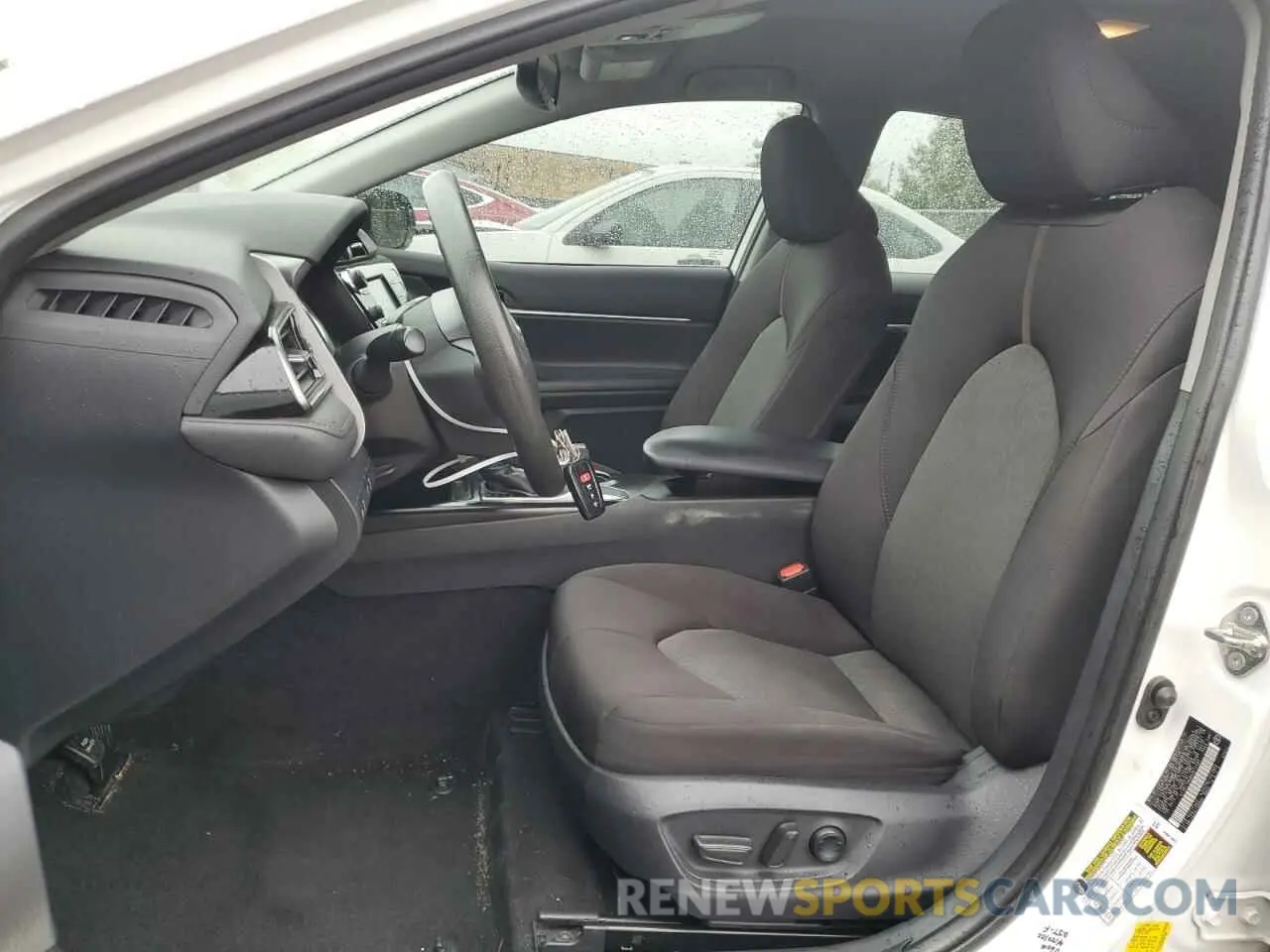 7 fotografías del automóvil dañado 4T1B11HK8KU814485 TOYOTA CAMRY 2019