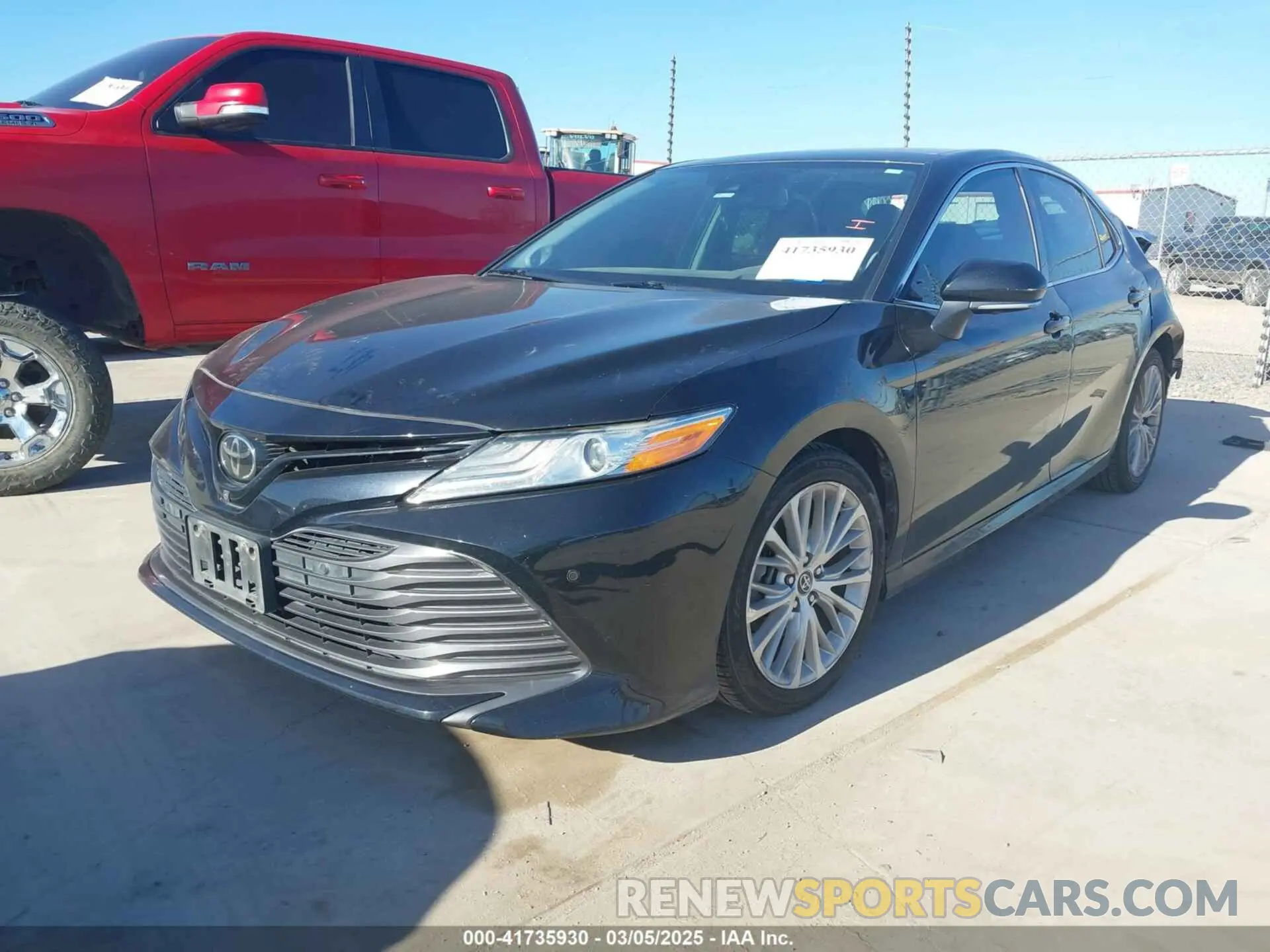2 fotografías del automóvil dañado 4T1B11HK8KU820433 TOYOTA CAMRY 2019